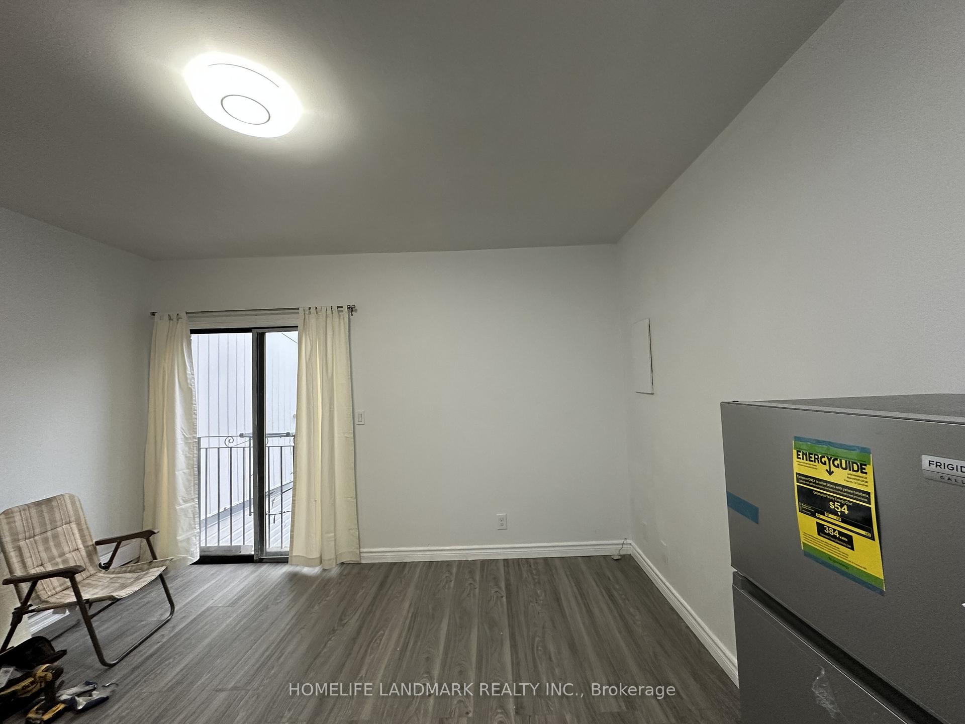 Photo 4 of Unit unit 4, 1244 College Street, Toronto, Dufferin Grove — HOMEH