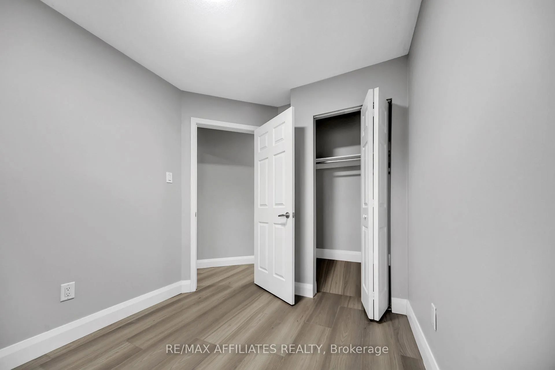 Photo 35 of 714 Sanibel Private, Ottawa, Westcliffe Estates — HOMEH