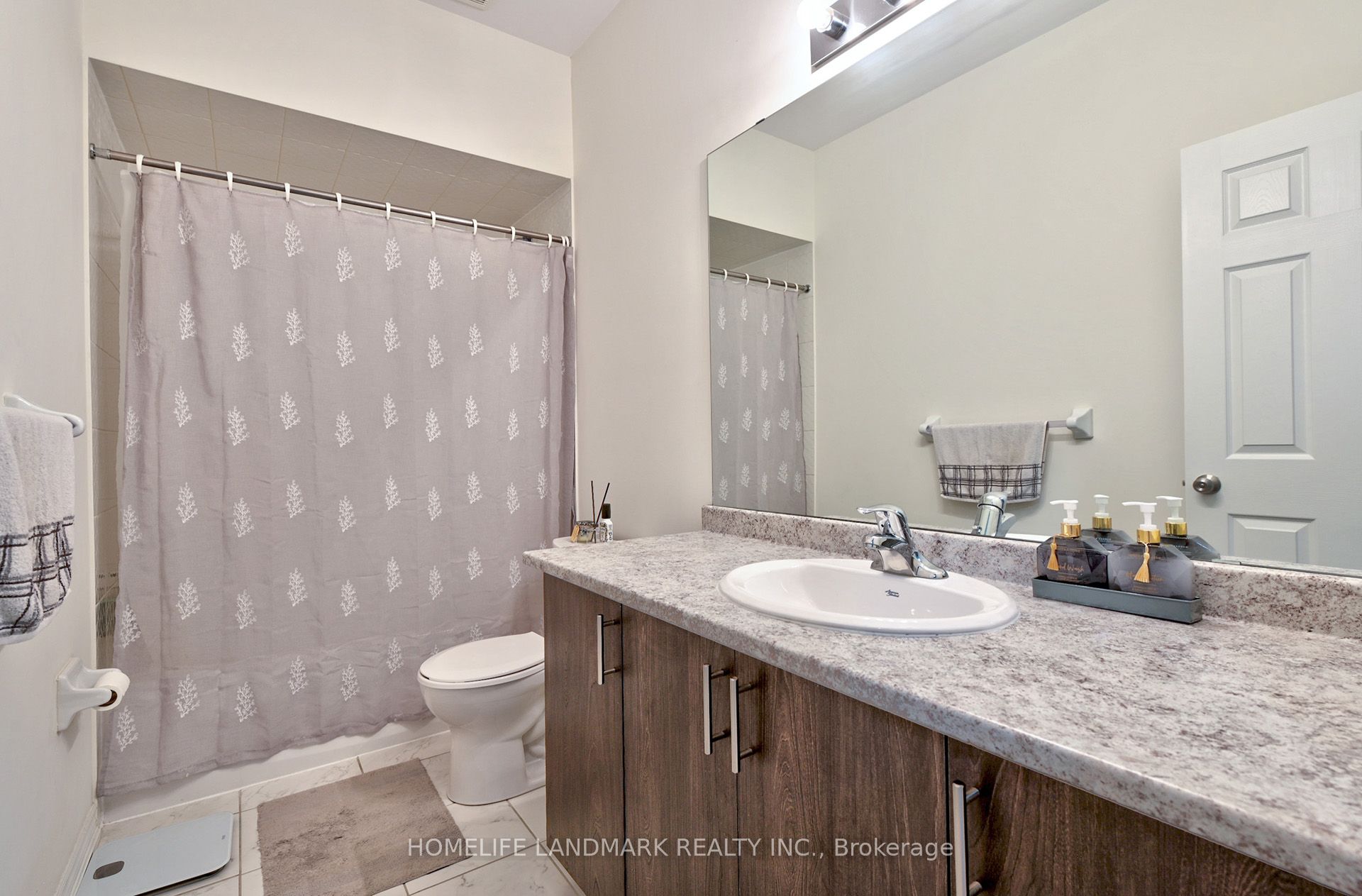 Photo 46 of 84 Workmen's Circle, Ajax, Northwest Ajax — HOMEH