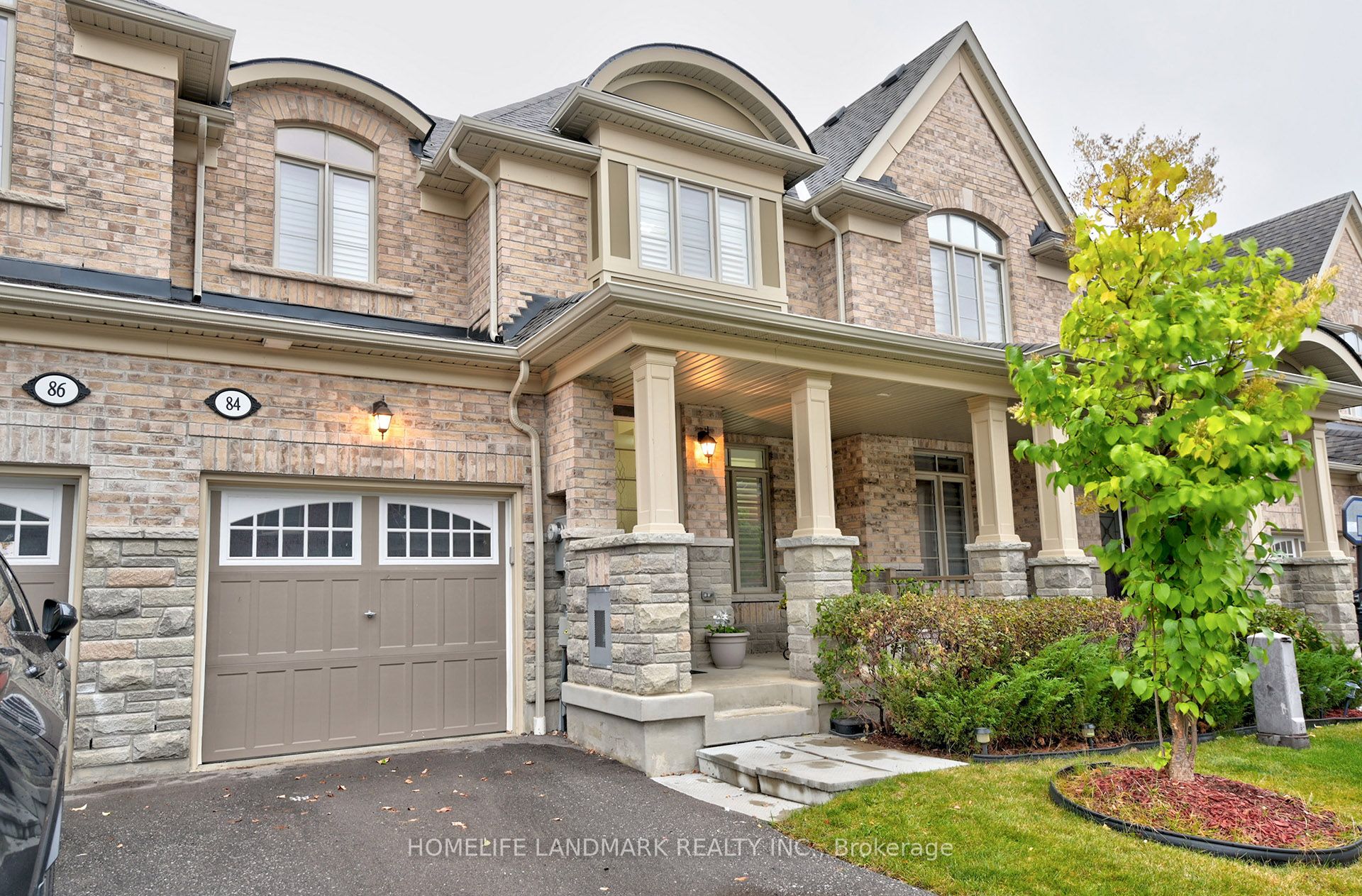 Photo 2 of 84 Workmen's Circle, Ajax, Northwest Ajax — HOMEH