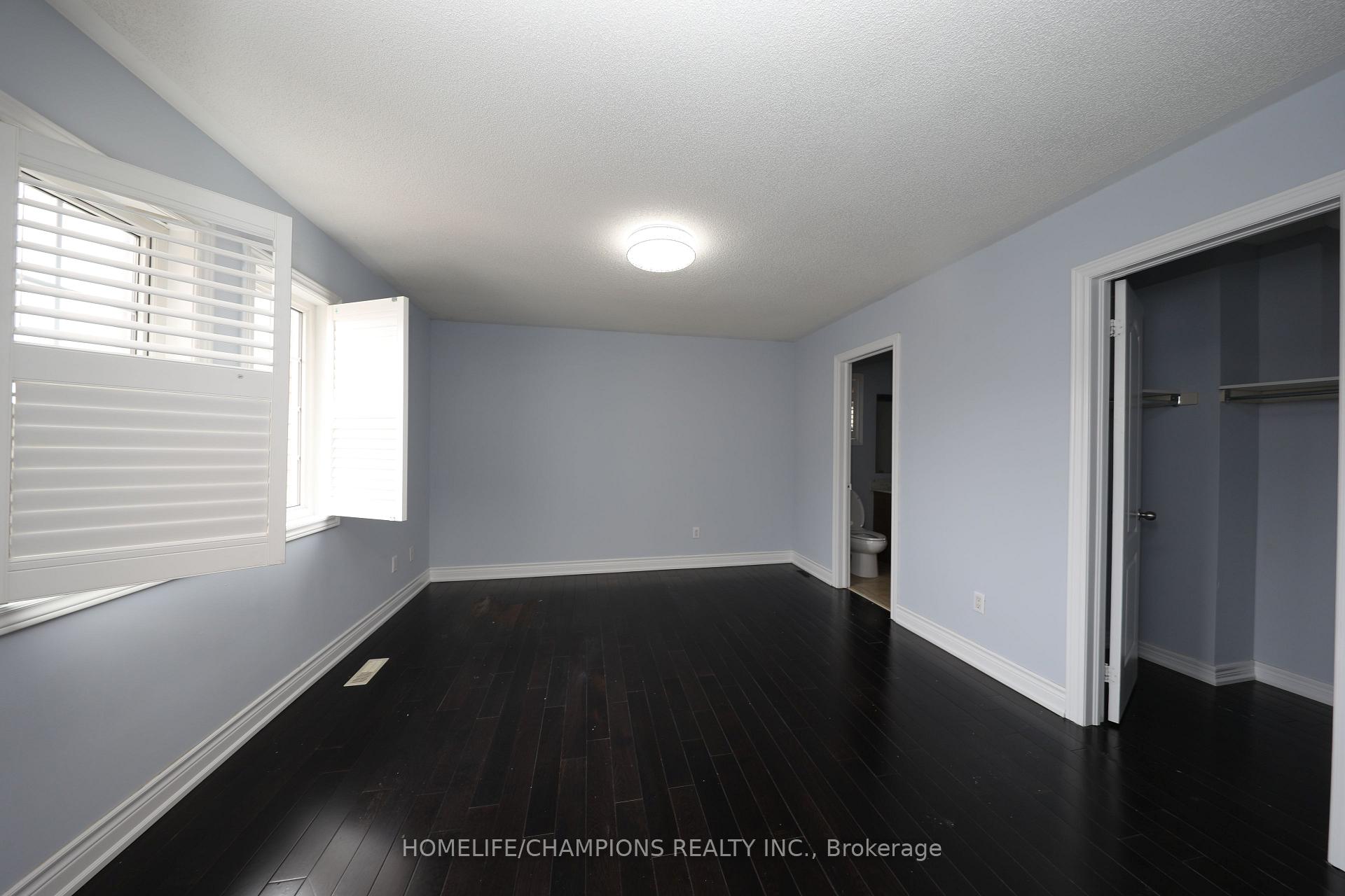 Photo 11 of 71 Boulderbrook Drive, Scarborough, Rouge — HOMEH