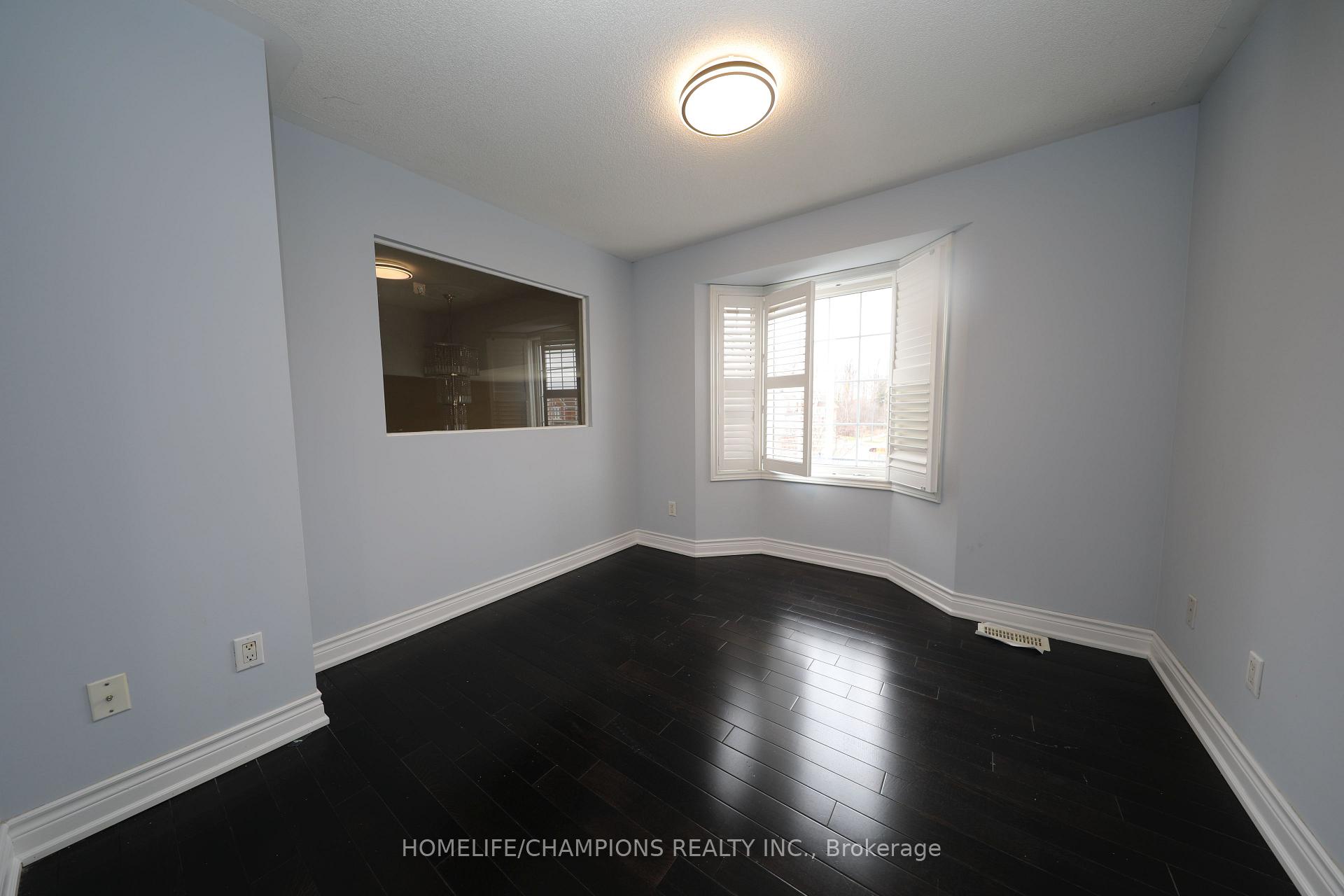 Photo 14 of 71 Boulderbrook Drive, Scarborough, Rouge — HOMEH