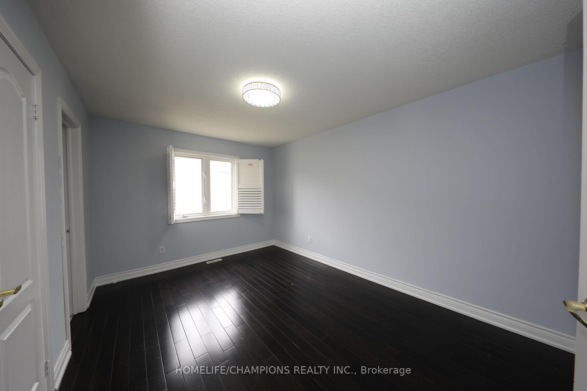 Photo 15 of 71 Boulderbrook Drive, Scarborough, Rouge — HOMEH