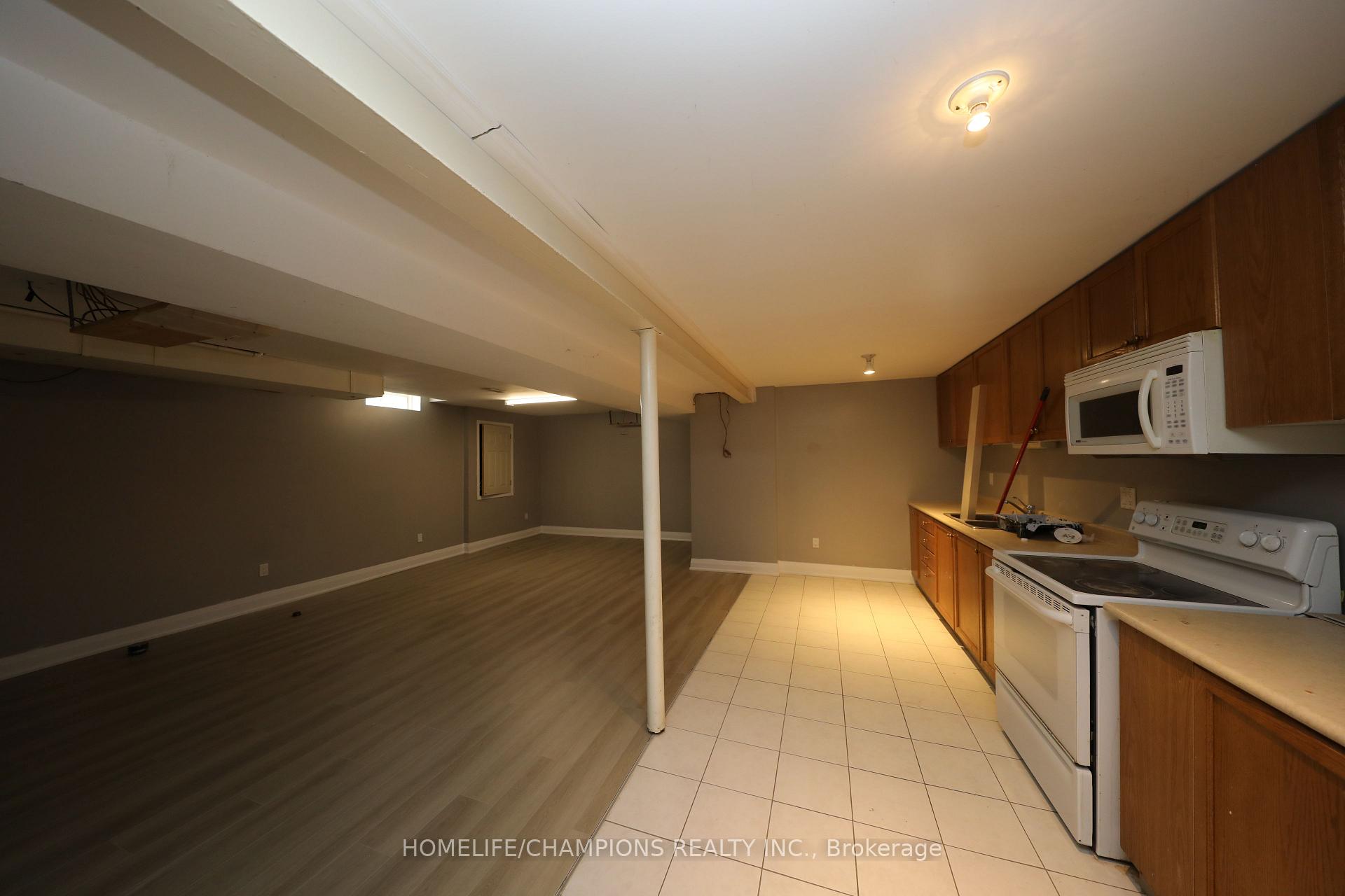 Photo 19 of 71 Boulderbrook Drive, Scarborough, Rouge — HOMEH