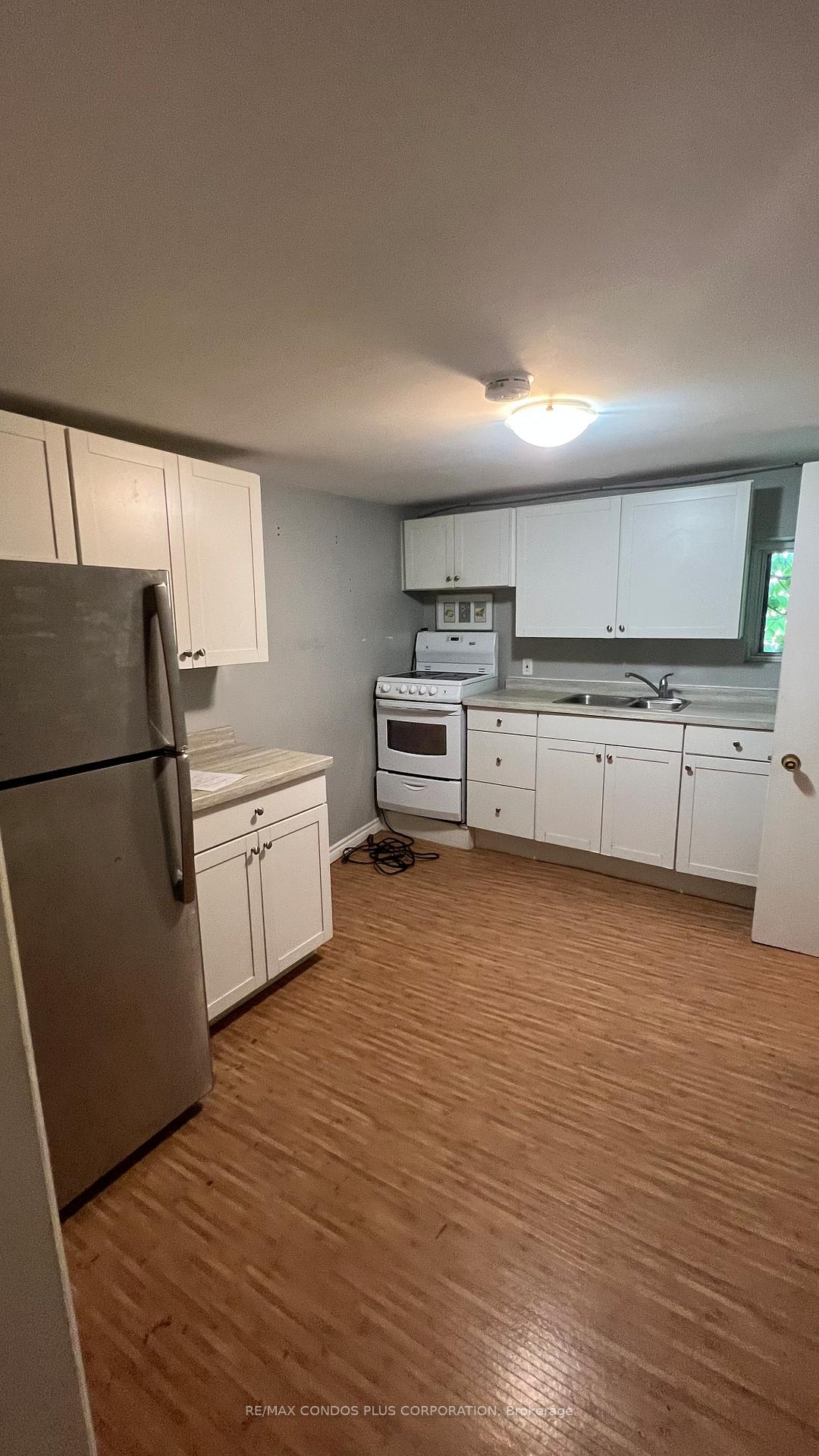 Photo 2 of Unit 4/5, 396 College Street, Toronto, Kensington-Chinatown — HOMEH