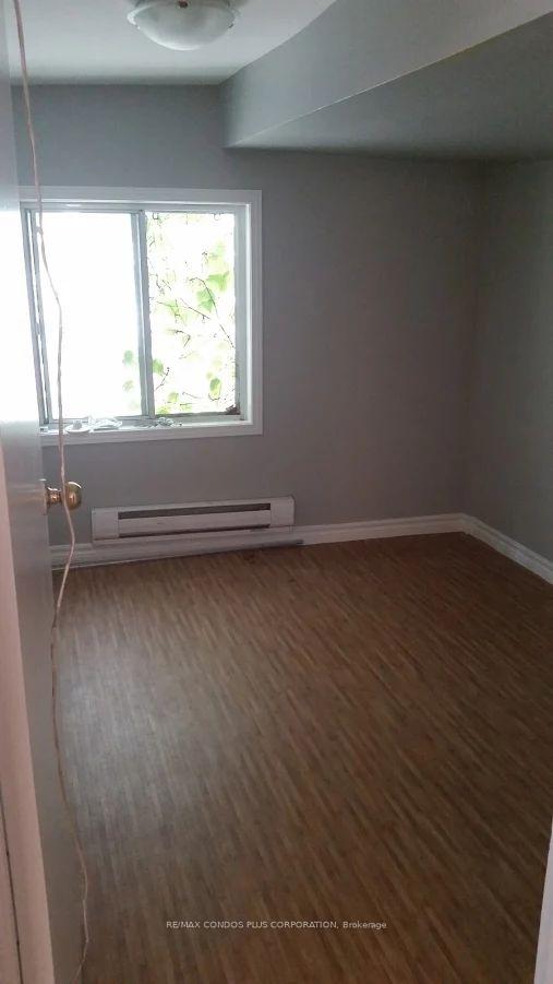 Photo 7 of Unit 4/5, 396 College Street, Toronto, Kensington-Chinatown — HOMEH