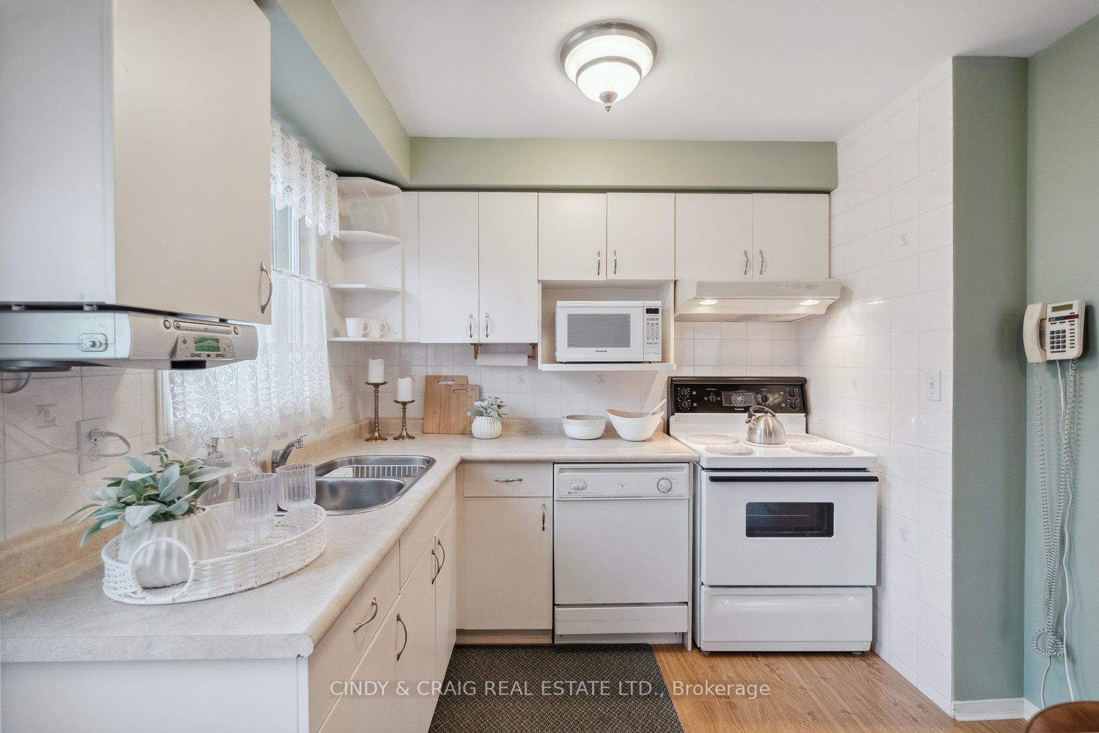 Photo 23 of 63 Townline Road S, Clarington, Courtice — HOMEH