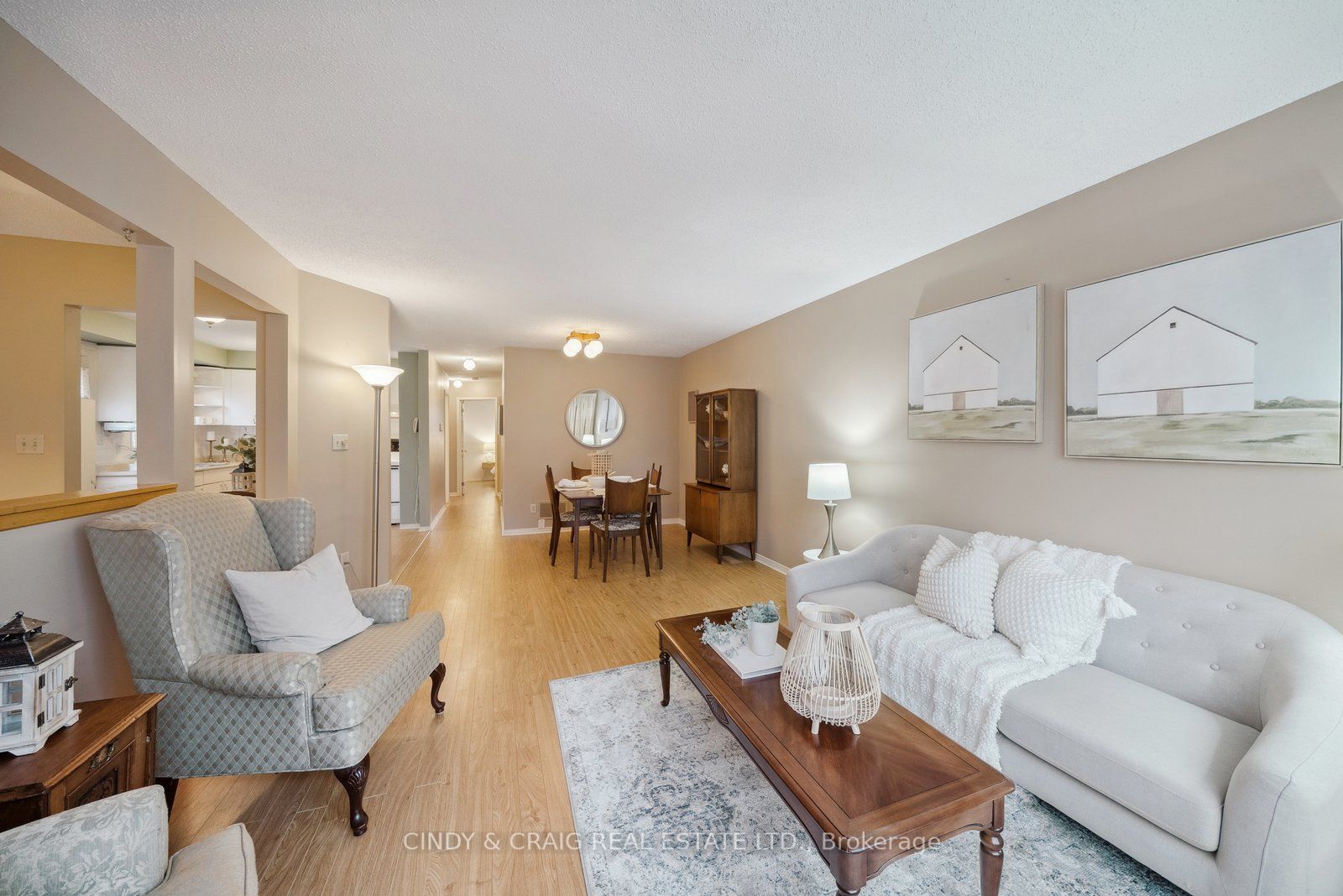 Photo 20 of 63 Townline Road S, Clarington, Courtice — HOMEH