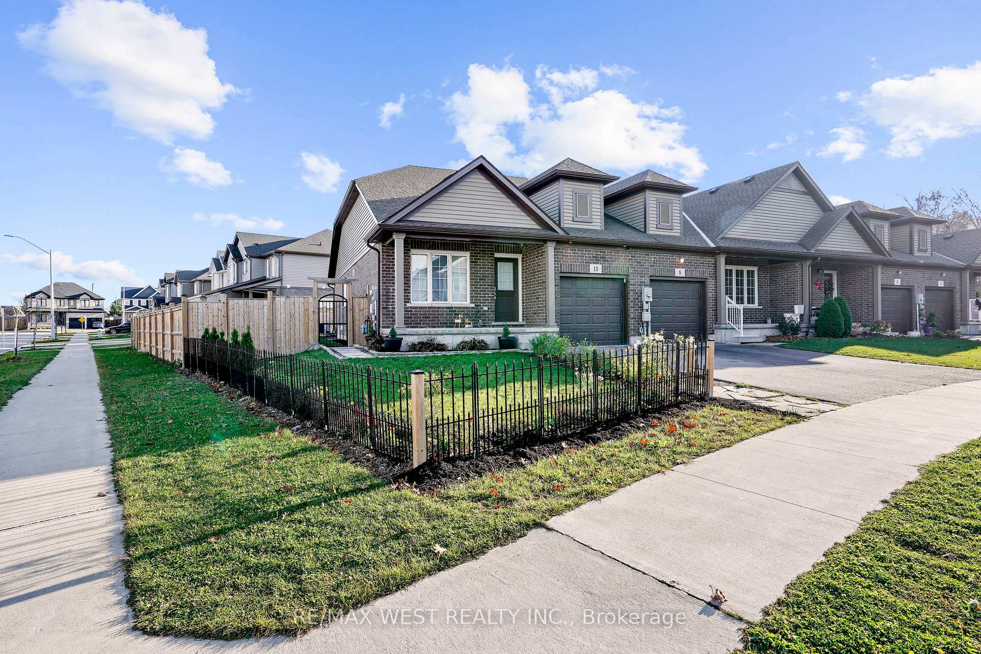 Photo 1 of 10 Hawthorn Avenue, Thorold, Confederation Heights — HOMEH