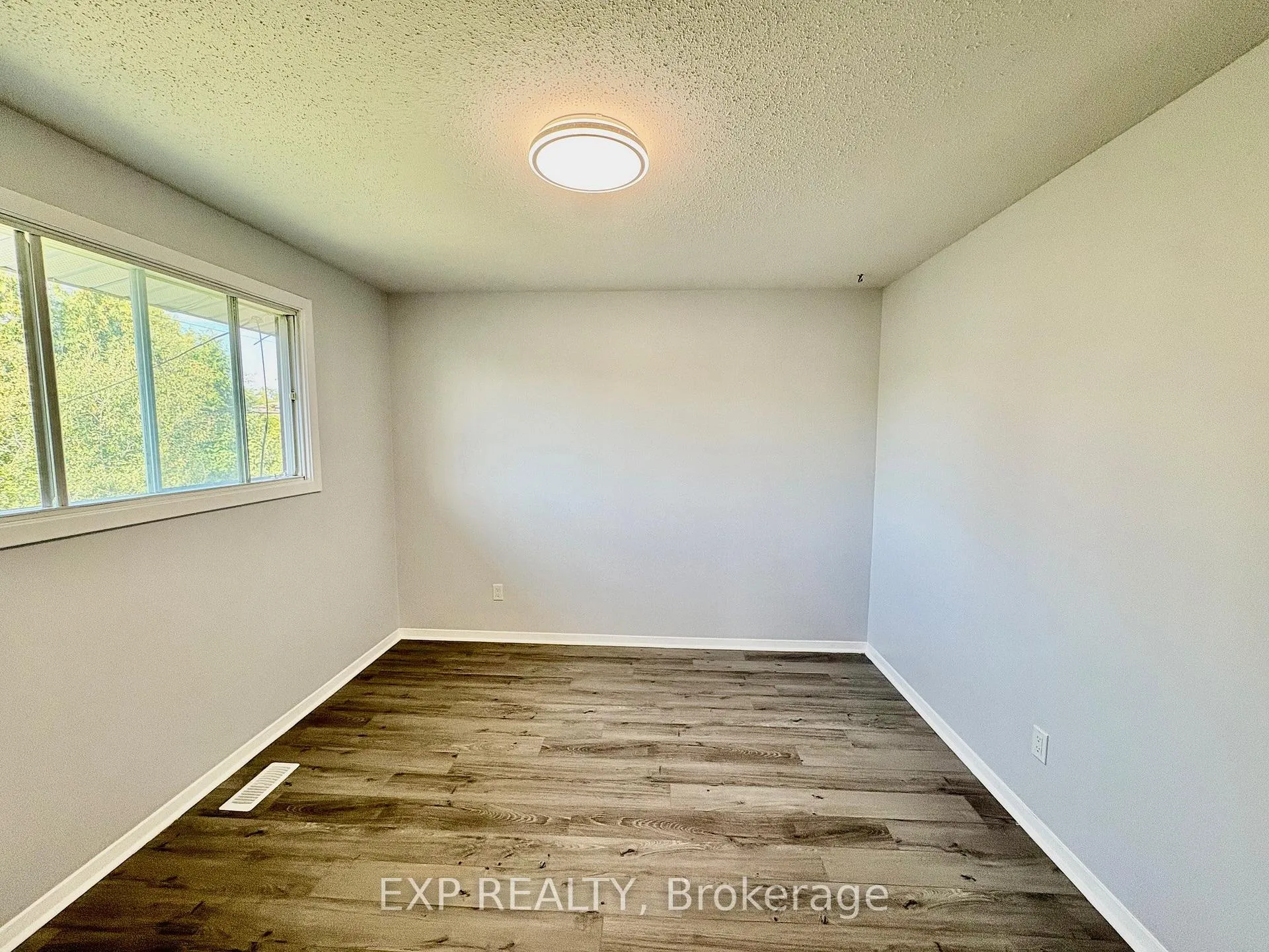 Photo 62 of 681 Fielding Drive, Ottawa, Riverside Park South — HOMEH