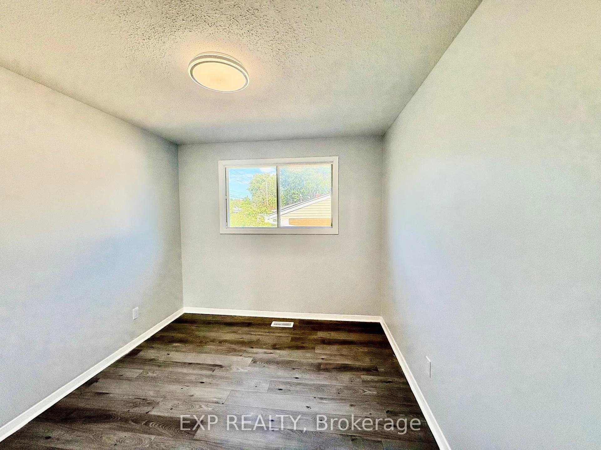 Photo 68 of 681 Fielding Drive, Ottawa, Riverside Park South — HOMEH