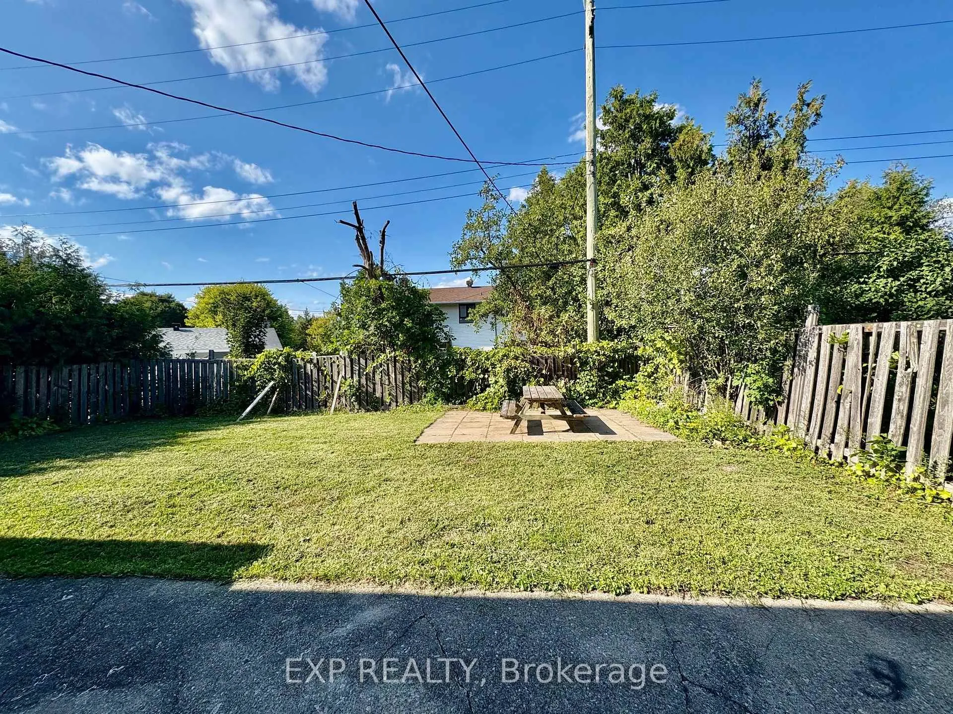 Photo 109 of 681 Fielding Drive, Ottawa, Riverside Park South — HOMEH