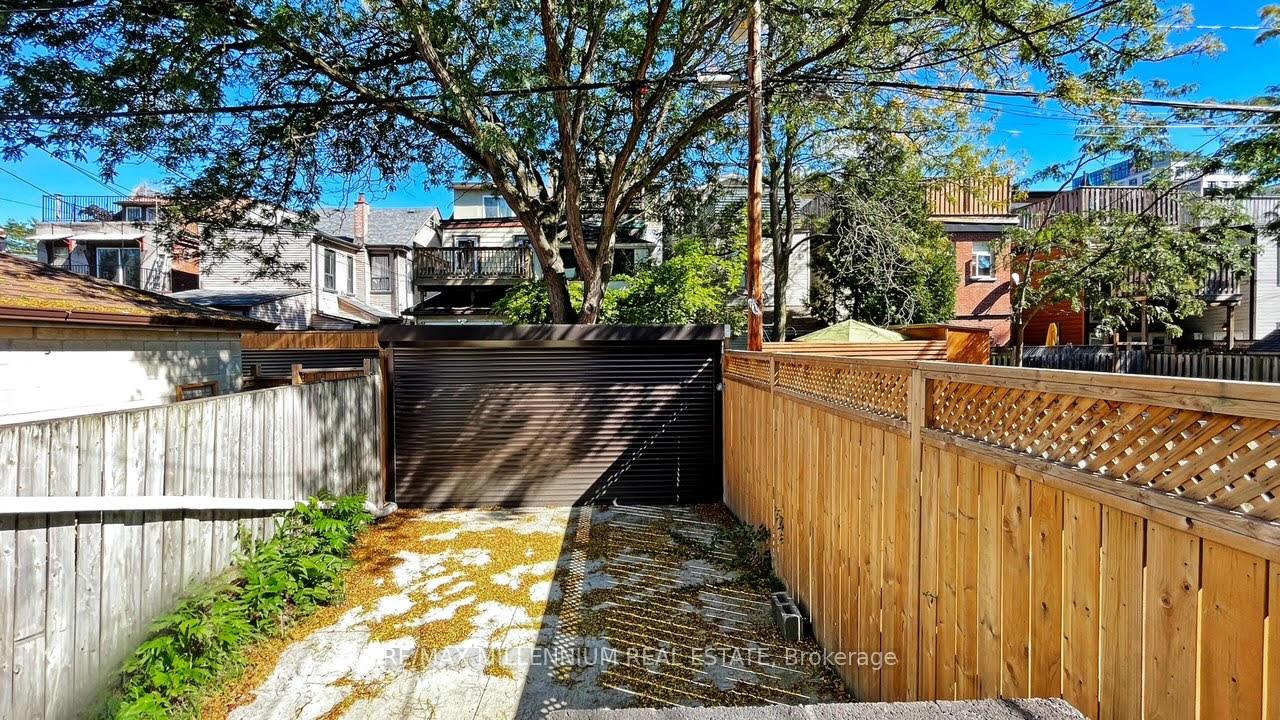 Photo 10 of 59 Major Street, Toronto, University — HOMEH