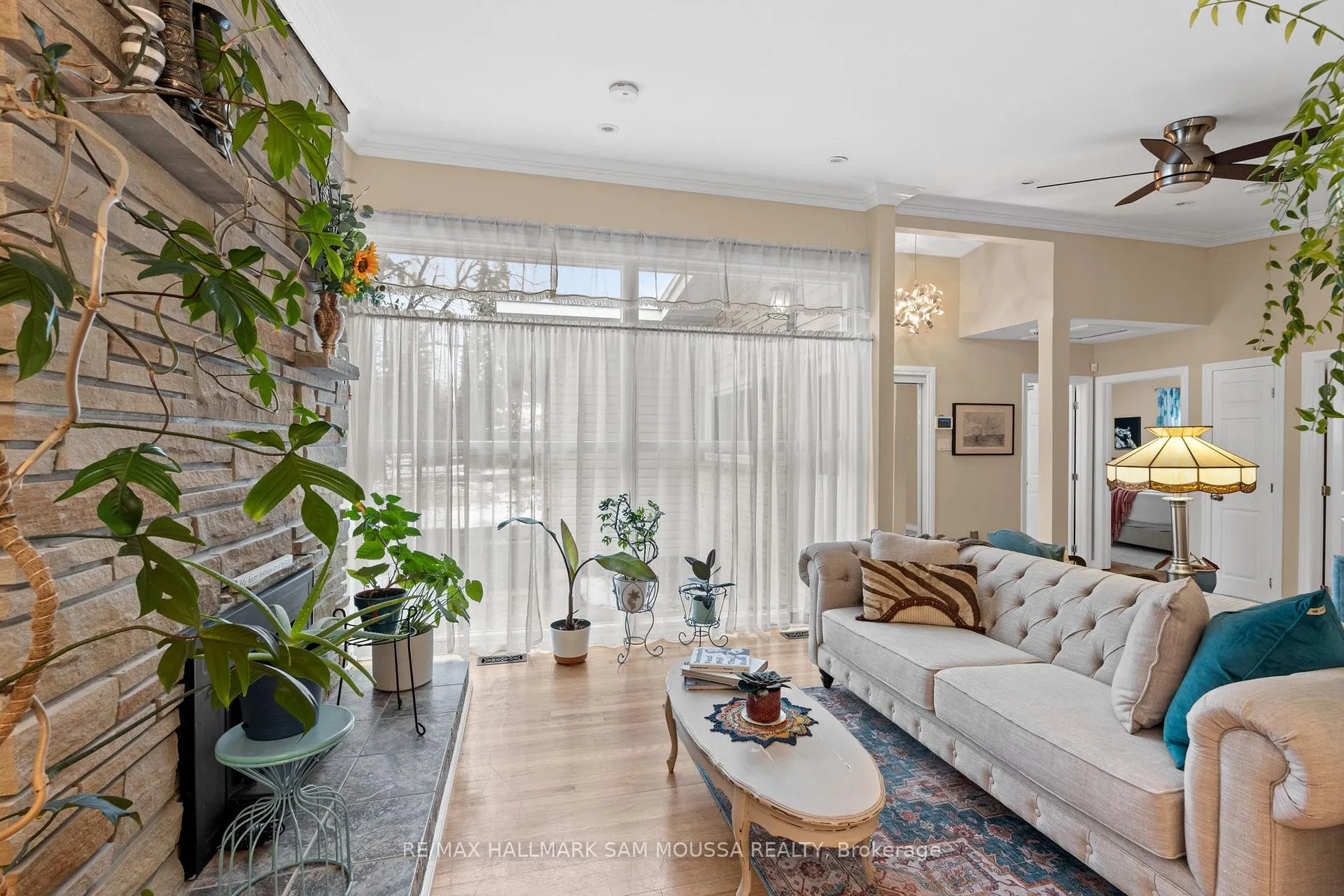 Photo 8 of 9 Quinpool Crescent, Ottawa, Arbeatha Park — HOMEH
