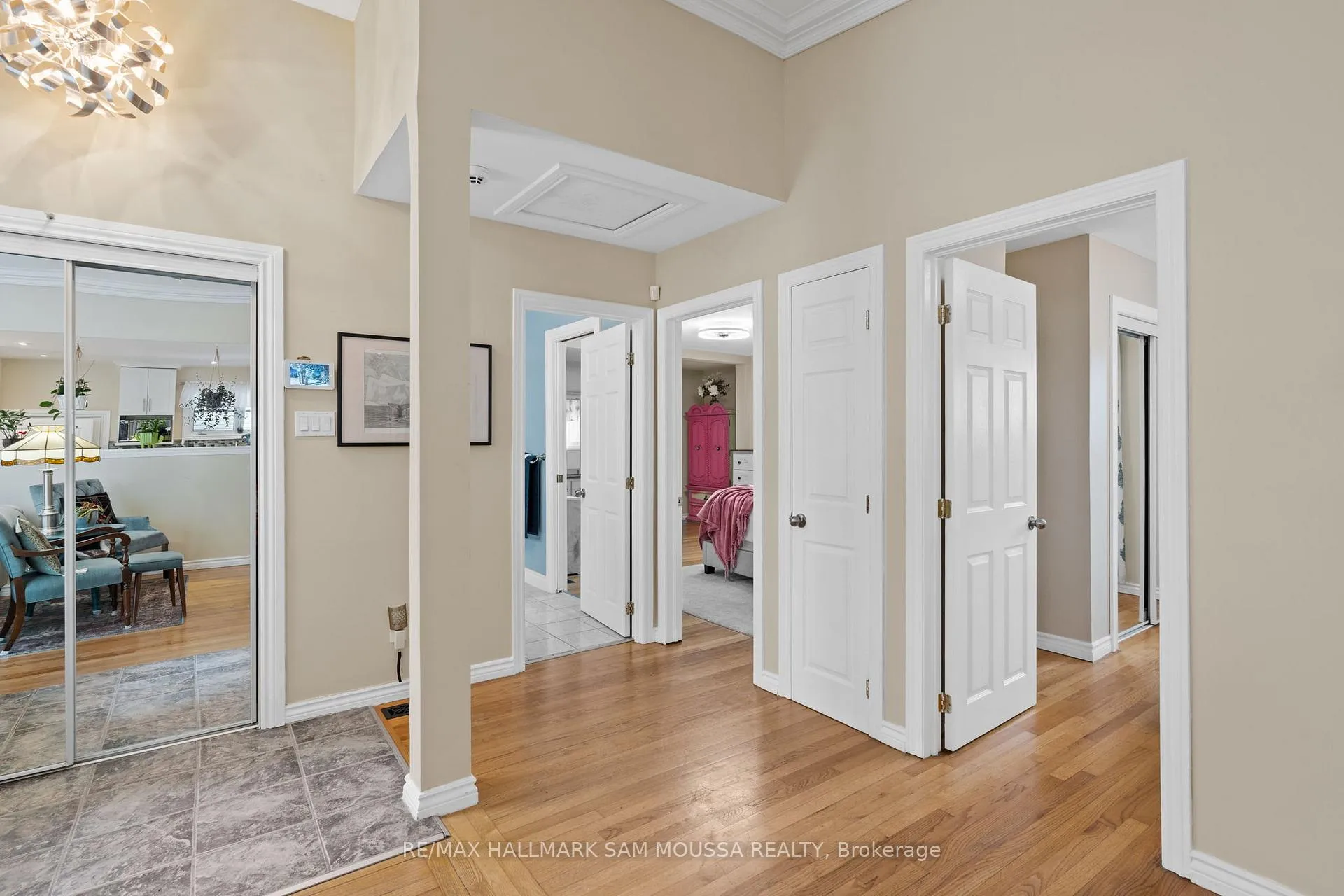 Photo 18 of 9 Quinpool Crescent, Ottawa, Arbeatha Park — HOMEH