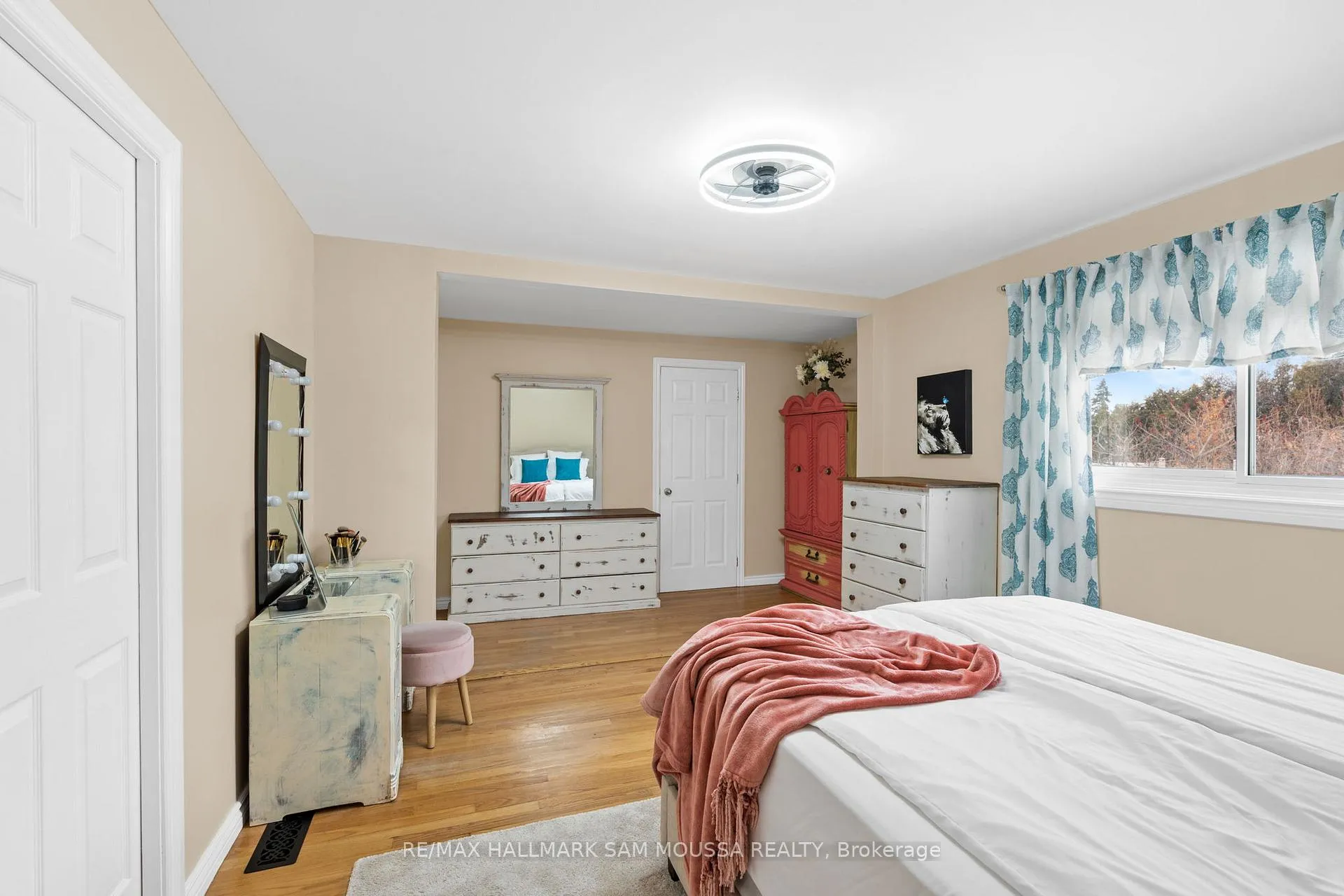 Photo 20 of 9 Quinpool Crescent, Ottawa, Arbeatha Park — HOMEH