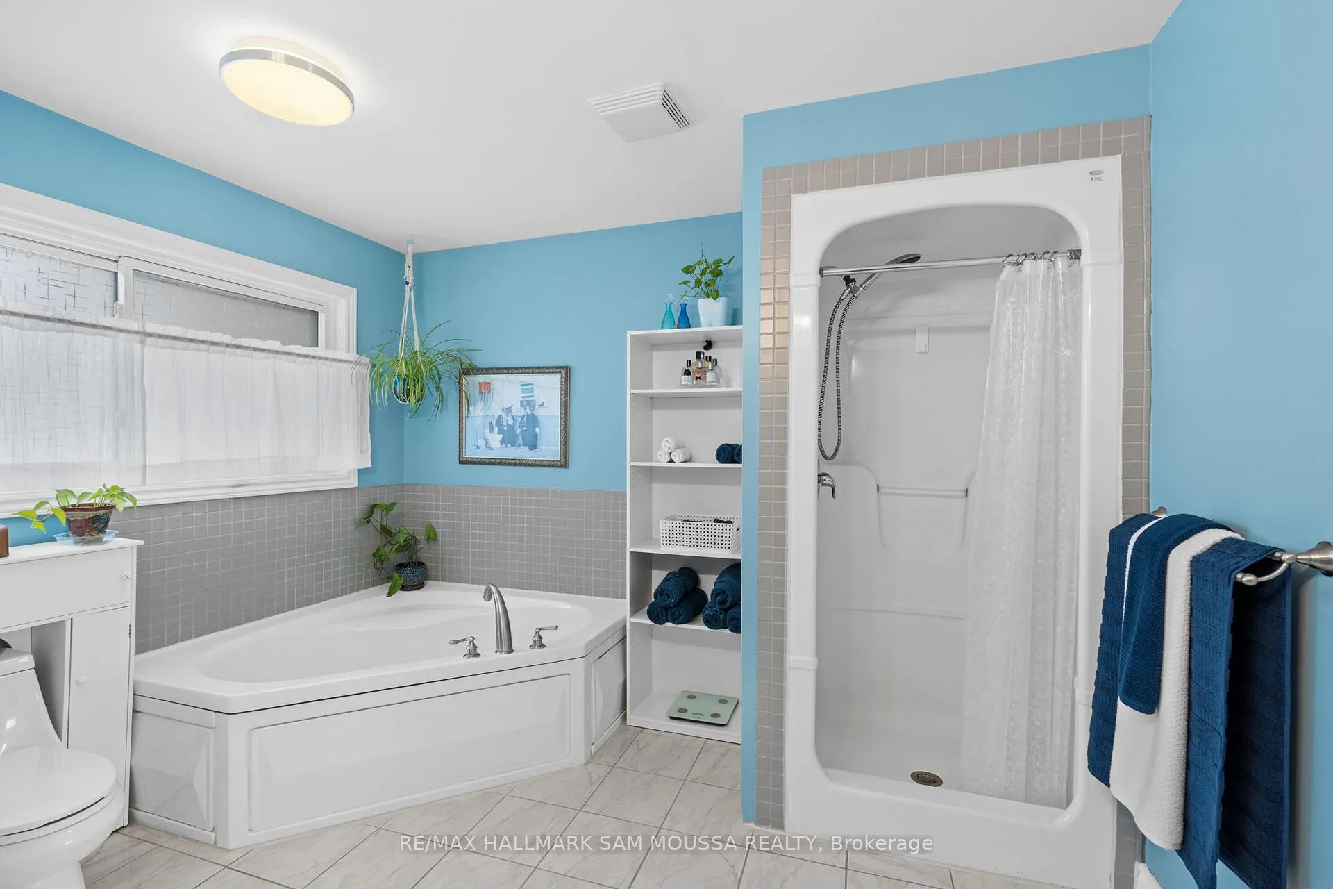 Photo 21 of 9 Quinpool Crescent, Ottawa, Arbeatha Park — HOMEH