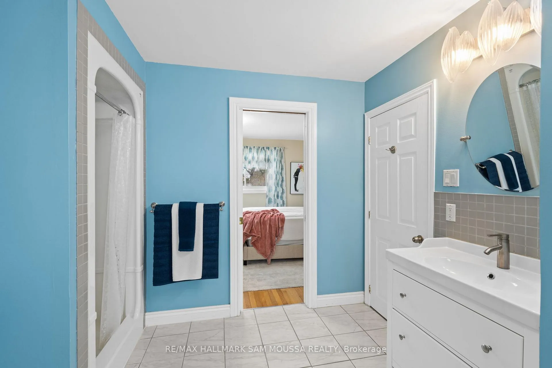 Photo 23 of 9 Quinpool Crescent, Ottawa, Arbeatha Park — HOMEH