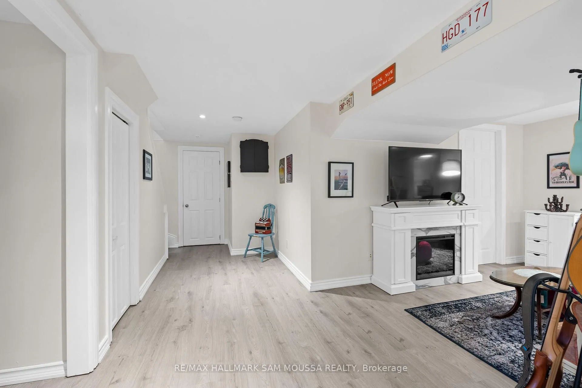 Photo 28 of 9 Quinpool Crescent, Ottawa, Arbeatha Park — HOMEH