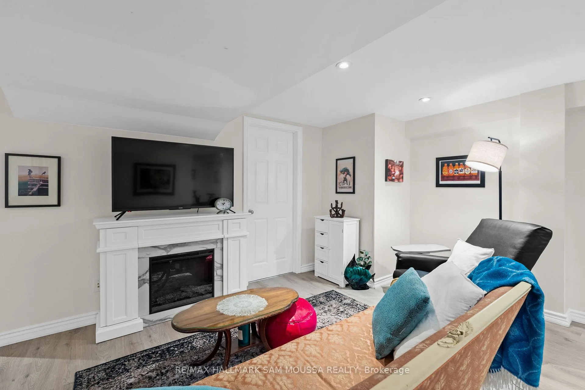 Photo 31 of 9 Quinpool Crescent, Ottawa, Arbeatha Park — HOMEH