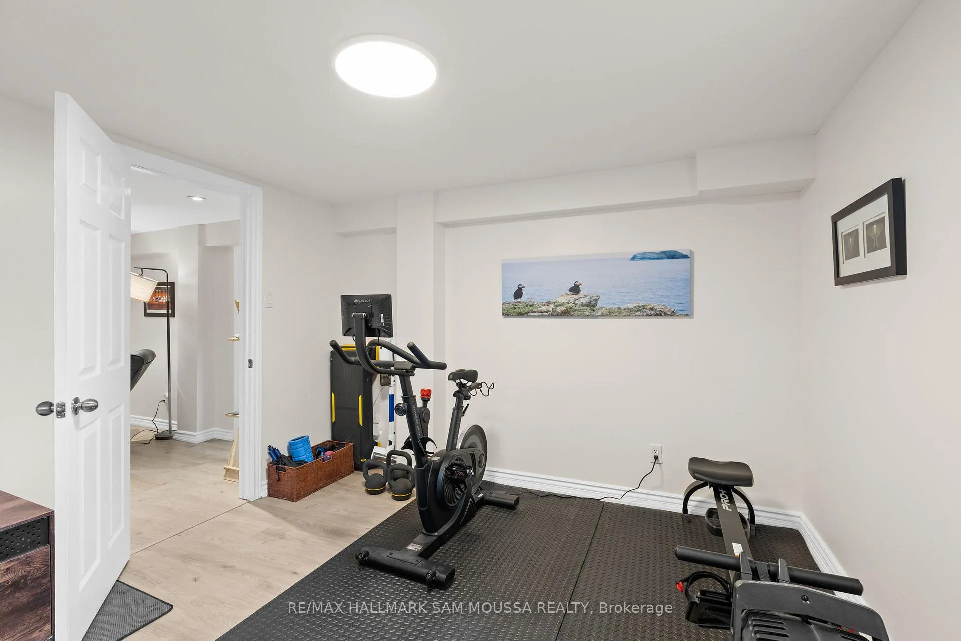 Photo 35 of 9 Quinpool Crescent, Ottawa, Arbeatha Park — HOMEH