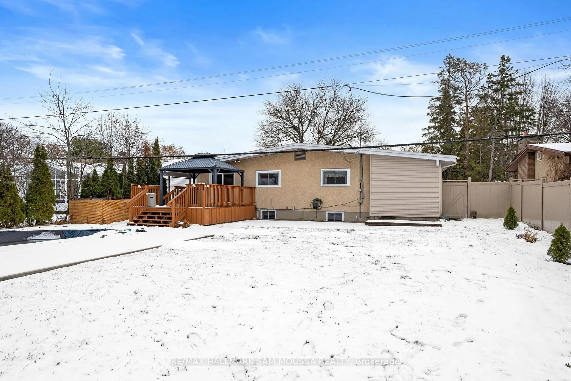 Photo 43 of 9 Quinpool Crescent, Ottawa, Arbeatha Park — HOMEH