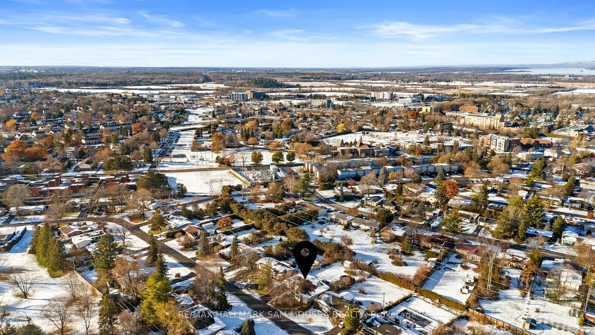 Photo 47 of 9 Quinpool Crescent, Ottawa, Arbeatha Park — HOMEH