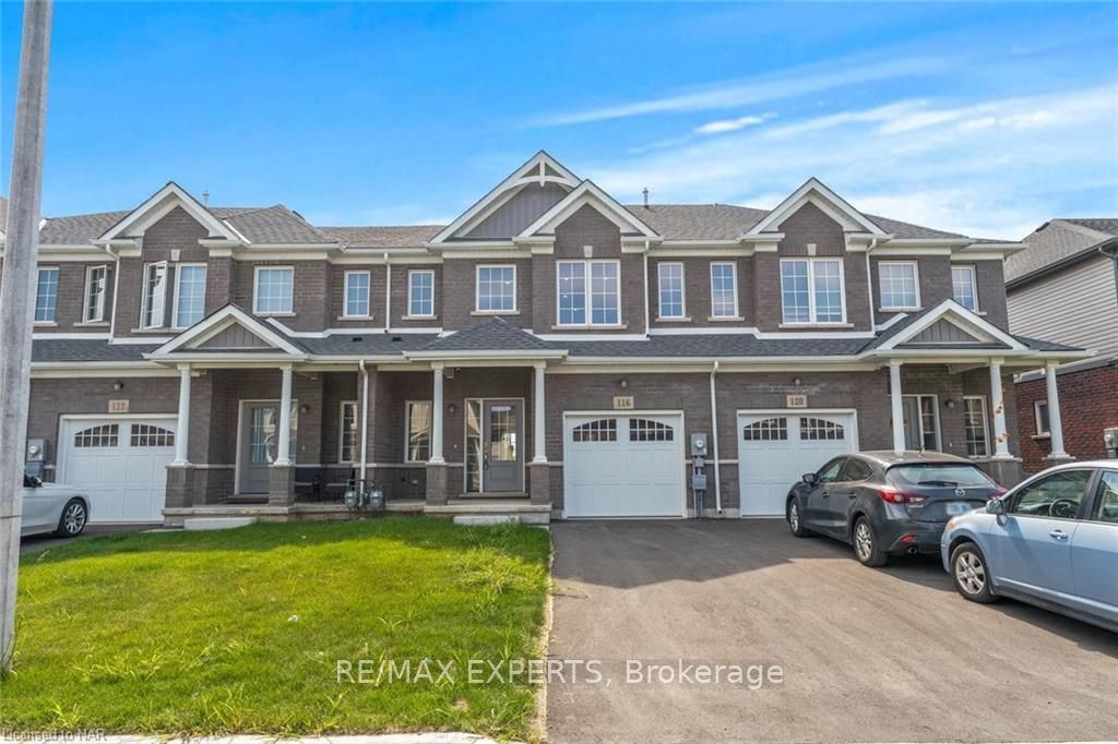 Front of 116 Alicia Crescent