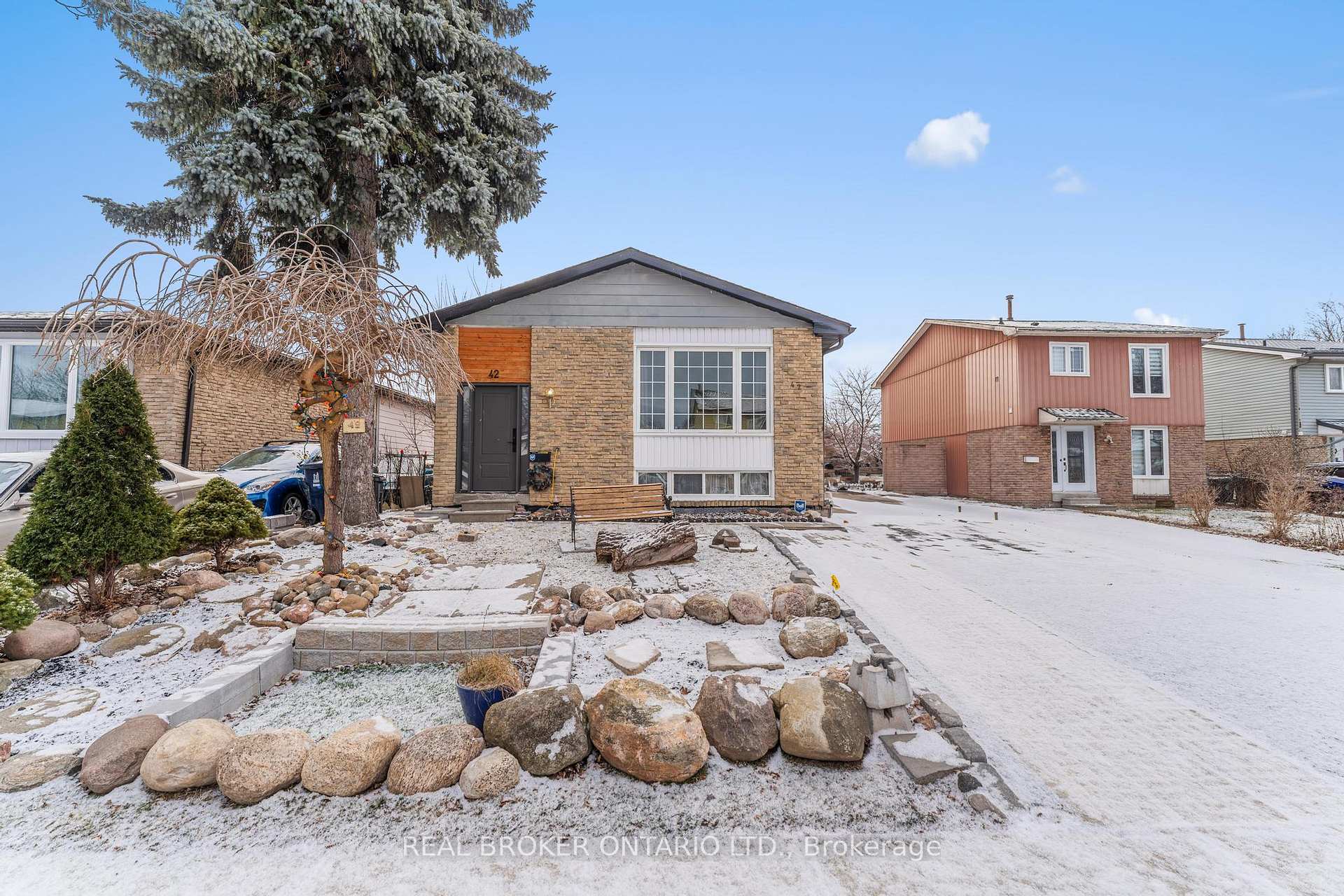 Photo 2 of 42 Blackwater Crescent, Scarborough, Malvern — HOMEH