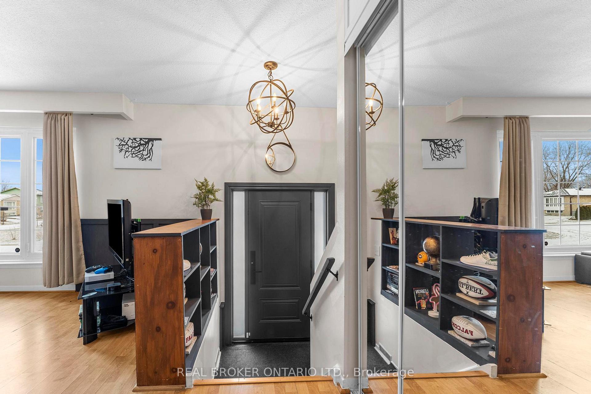 Photo 3 of 42 Blackwater Crescent, Scarborough, Malvern — HOMEH