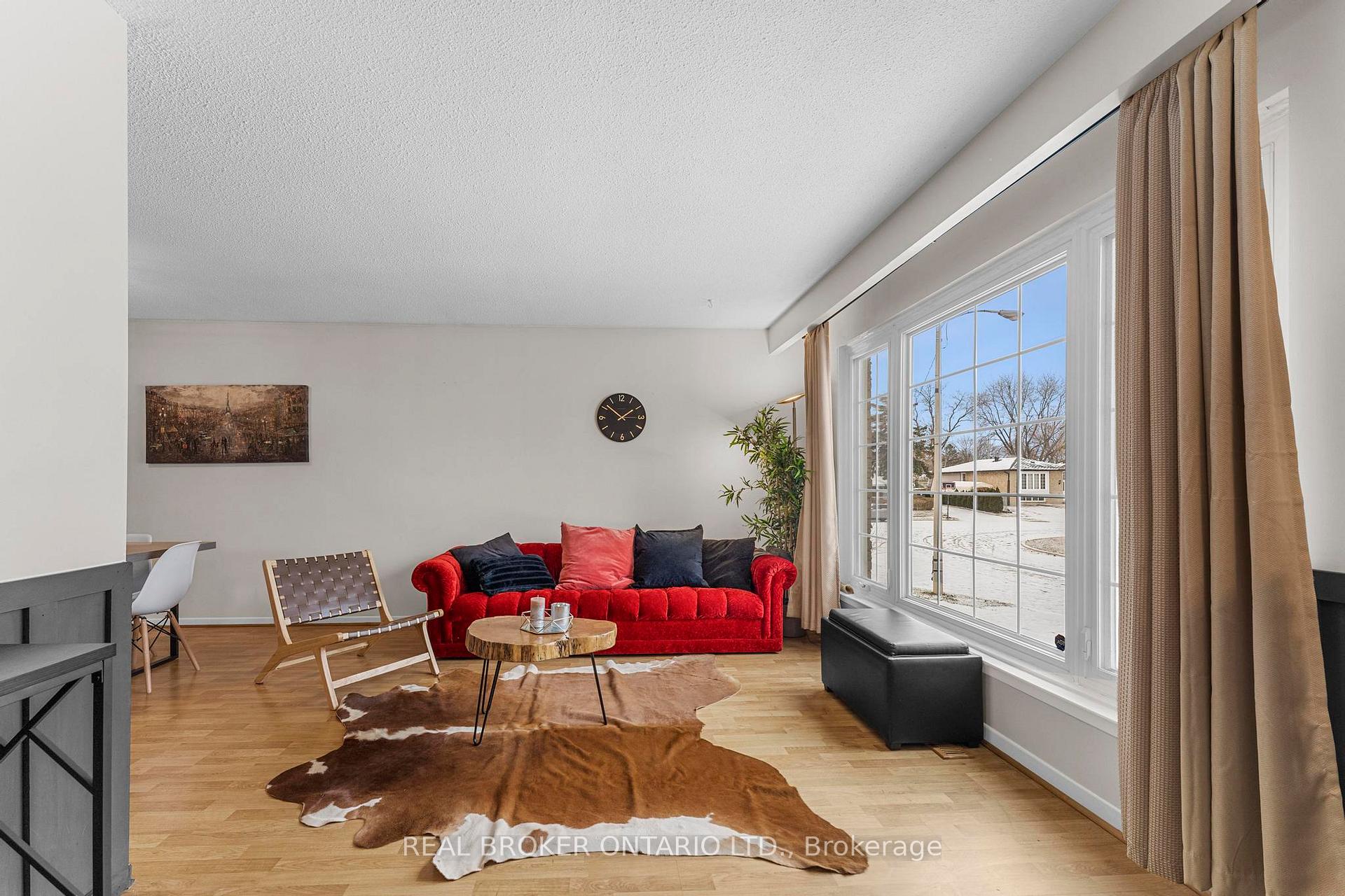 Photo 6 of 42 Blackwater Crescent, Scarborough, Malvern — HOMEH