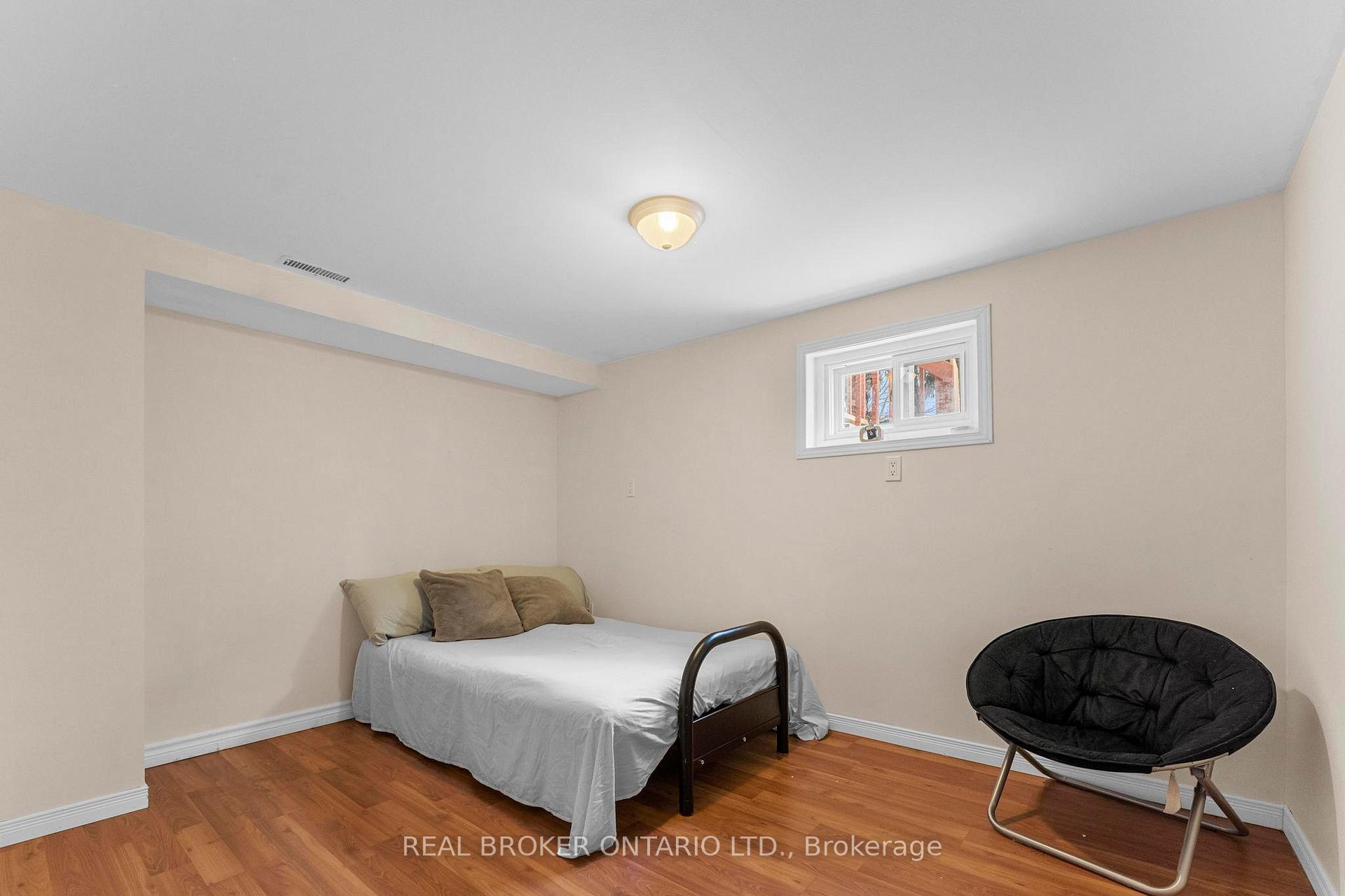 Photo 25 of 42 Blackwater Crescent, Scarborough, Malvern — HOMEH