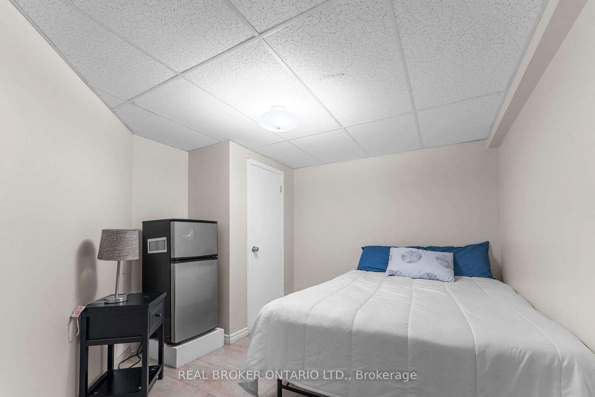 Photo 27 of 42 Blackwater Crescent, Scarborough, Malvern — HOMEH