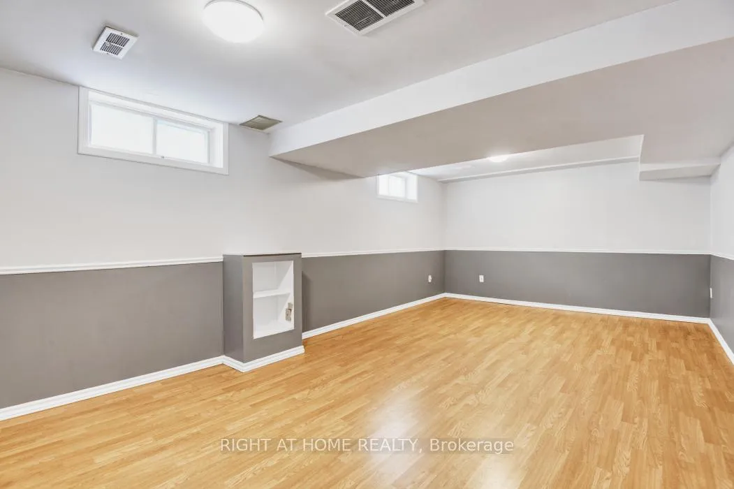 Photo 21 of 52 Ventnor Way, Ottawa, Barrhaven - Pheasant Run — HOMEH