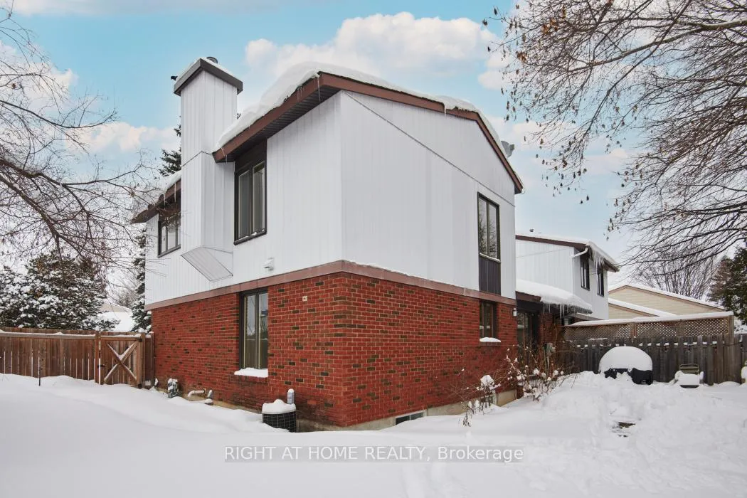 Photo 25 of 52 Ventnor Way, Ottawa, Barrhaven - Pheasant Run — HOMEH