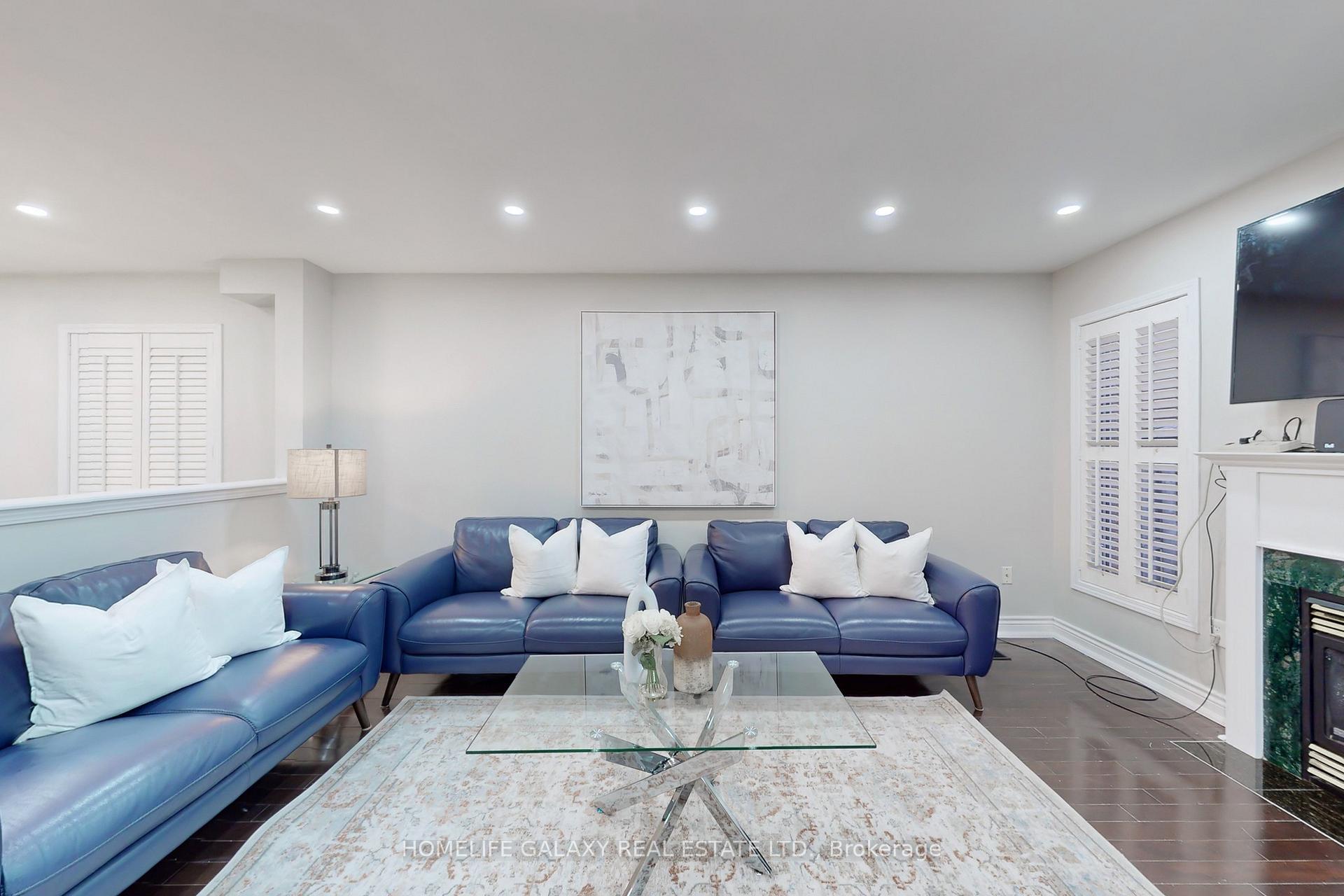 Photo 7 of 4 Sirius Crescent, Scarborough, Rouge — HOMEH