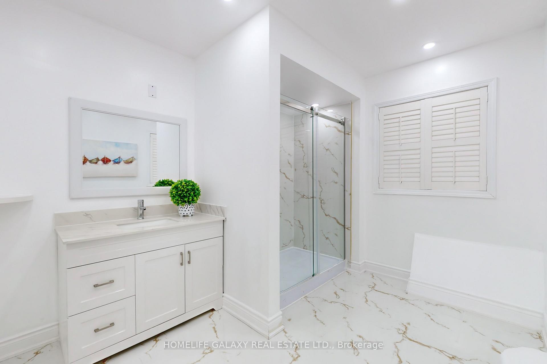 Photo 15 of 4 Sirius Crescent, Scarborough, Rouge — HOMEH