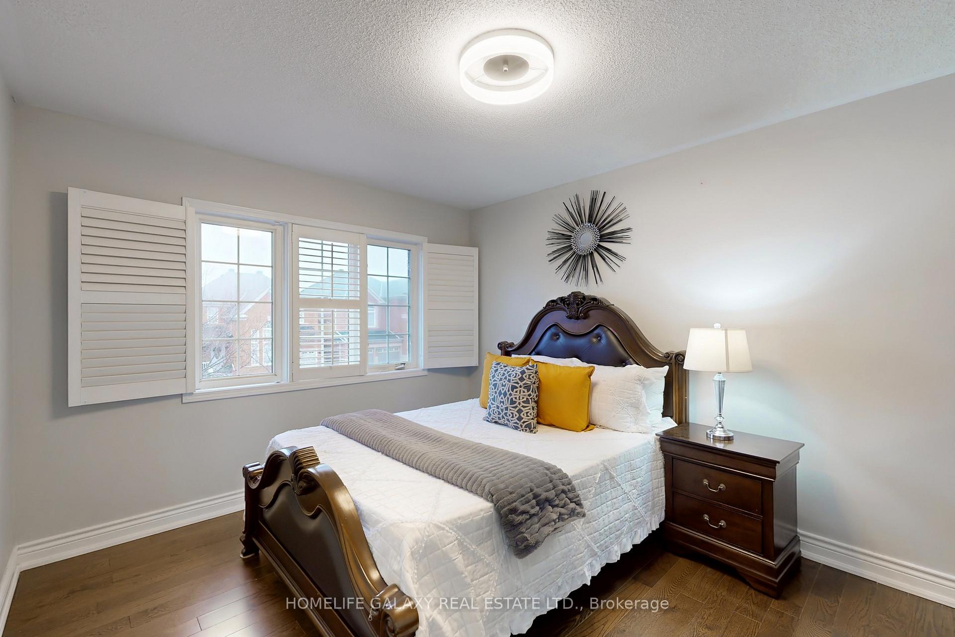 Photo 17 of 4 Sirius Crescent, Scarborough, Rouge — HOMEH