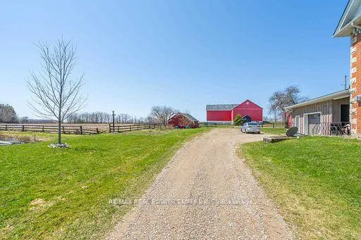 Photo 84 of 475056 County Rd 11, Amaranth, Rural Amaranth — HOMEH