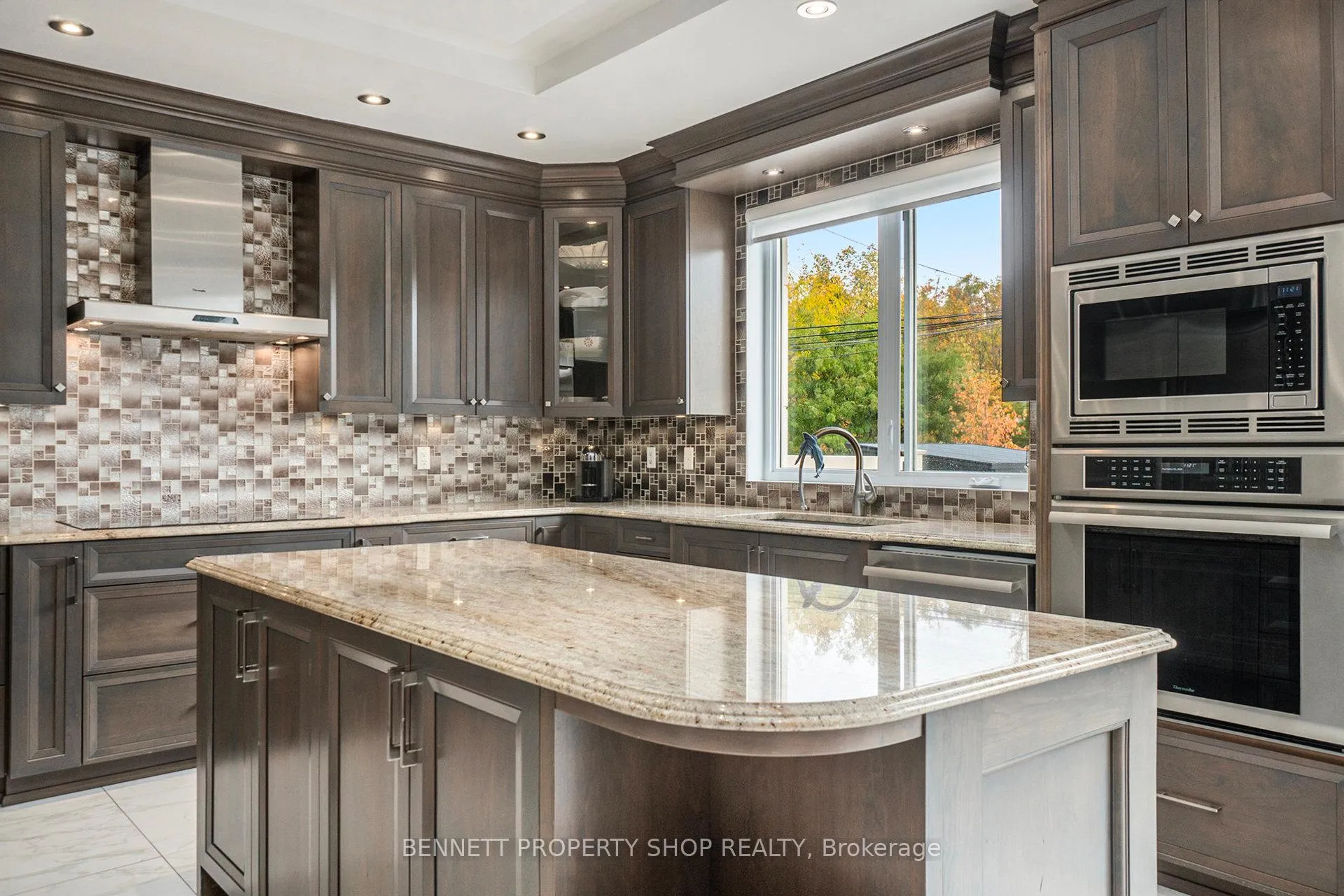 Photo 6 of 2253 Prospect Avenue, Ottawa, Alta Vista — HOMEH