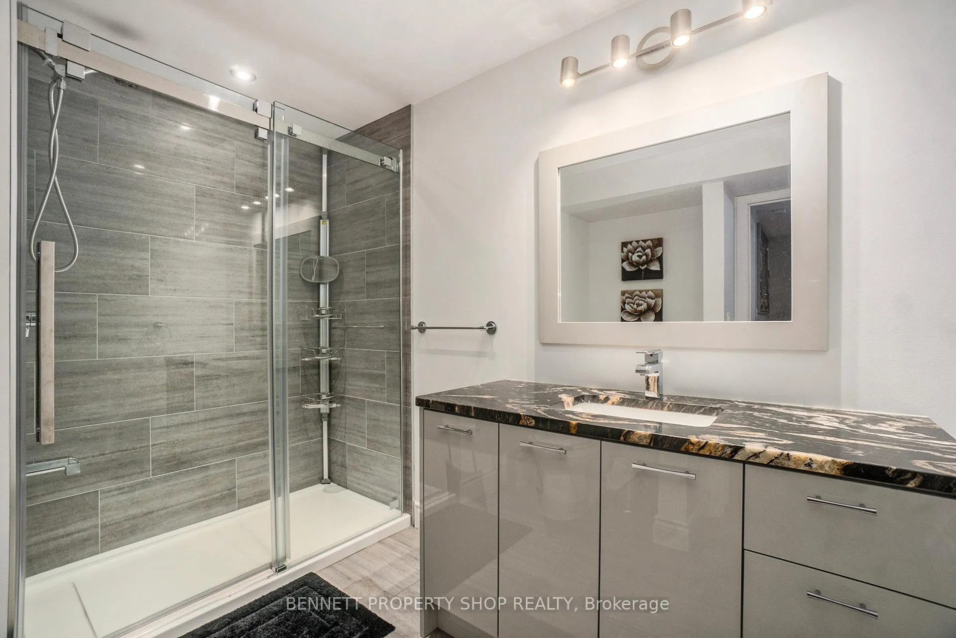 Photo 25 of 2253 Prospect Avenue, Ottawa, Alta Vista — HOMEH