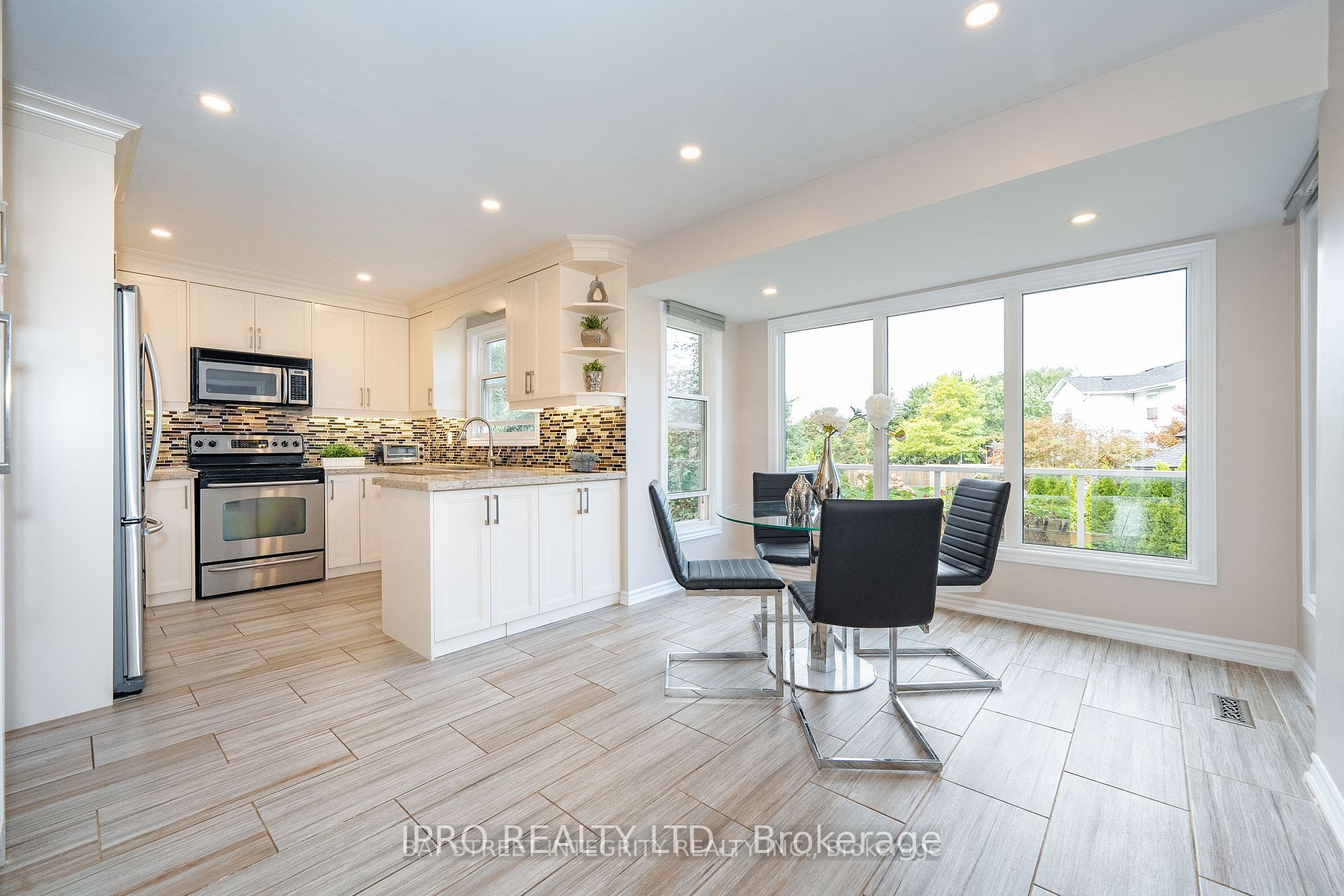 Photo 40 of 22 Hawley Crescent, Whitby, Blue Grass Meadows — HOMEH