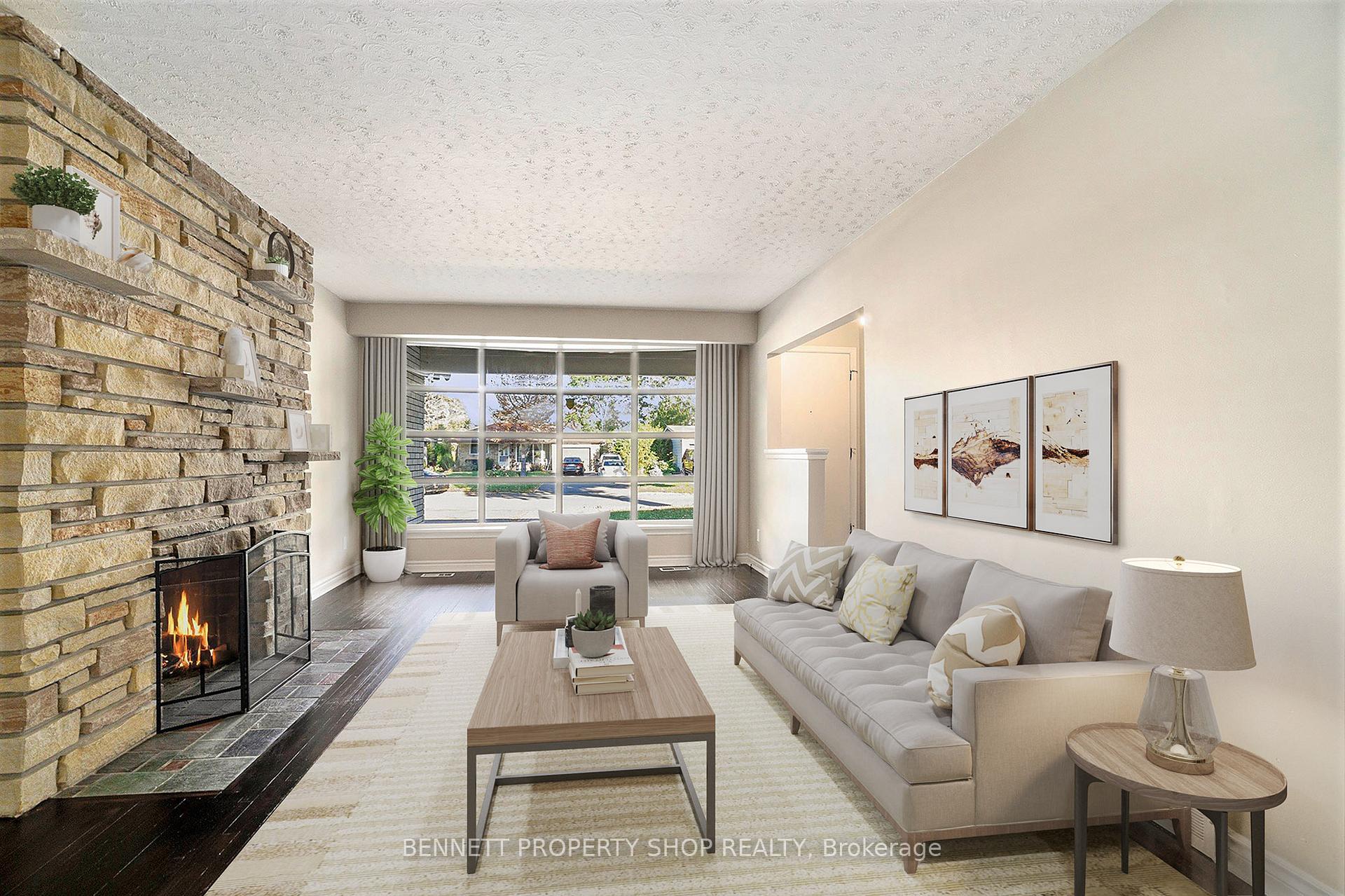 Photo 2 of 2606 Egan Road, Ottawa, Mooneys Bay/Riverside Park — HOMEH