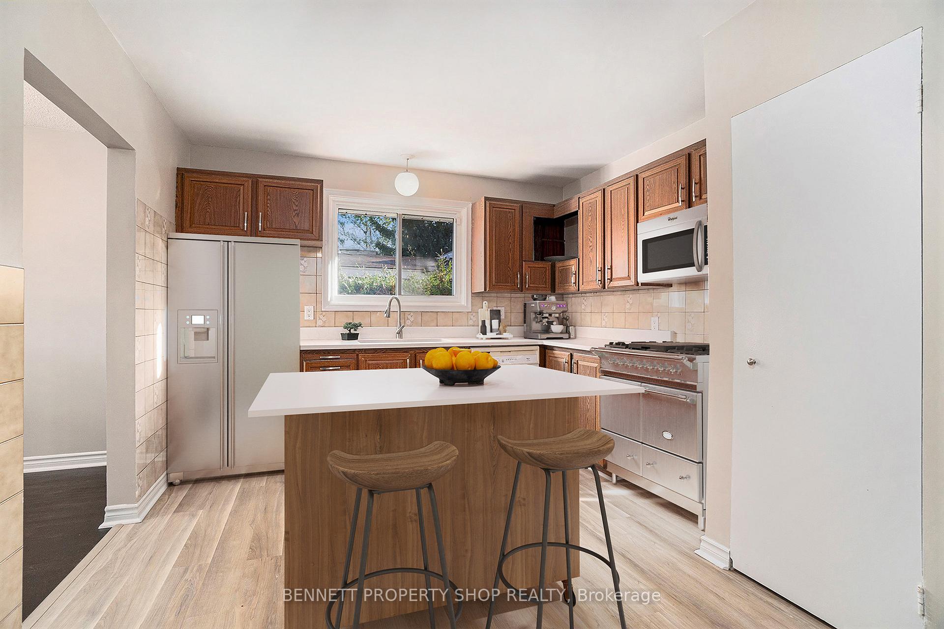 Photo 7 of 2606 Egan Road, Ottawa, Mooneys Bay/Riverside Park — HOMEH