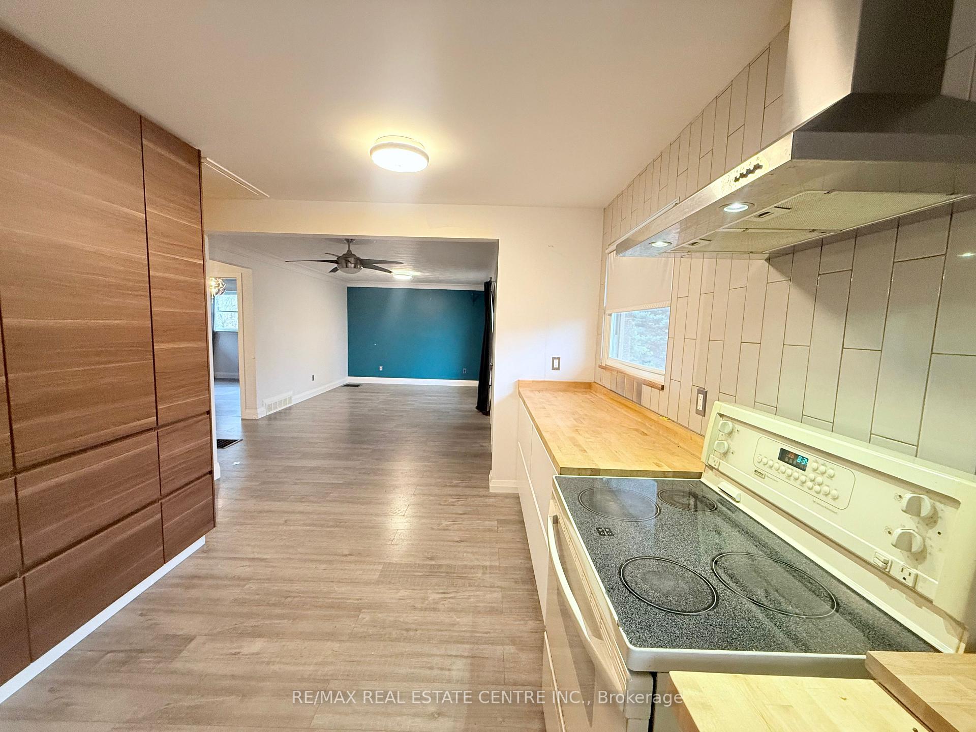 Photo 6 of 147 Perth Road, Beckwith, Beckwith Twp — HOMEH