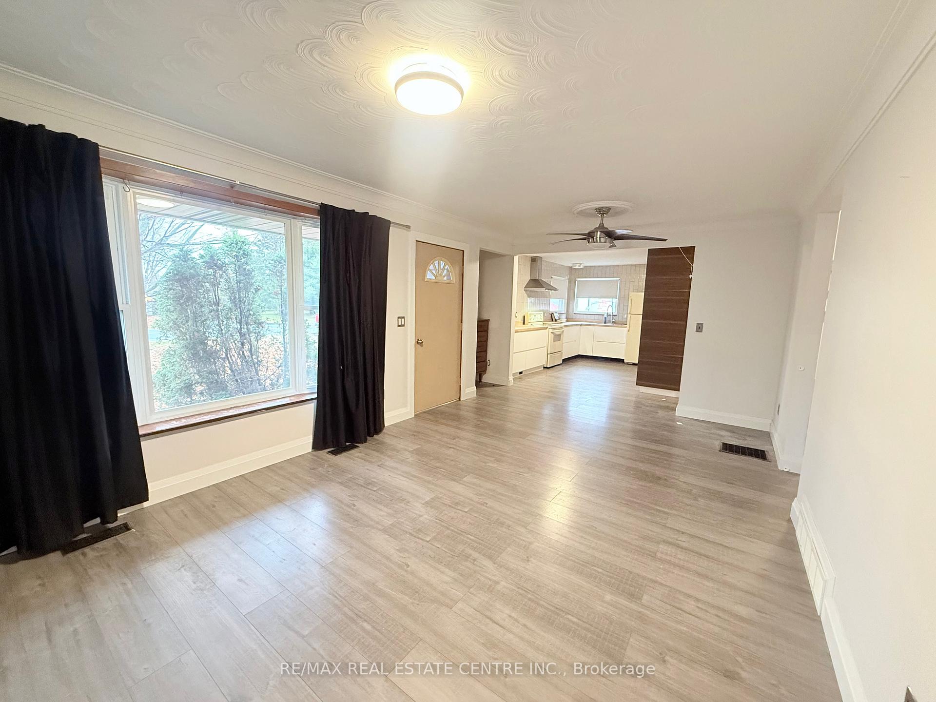 Photo 9 of 147 Perth Road, Beckwith, Beckwith Twp — HOMEH