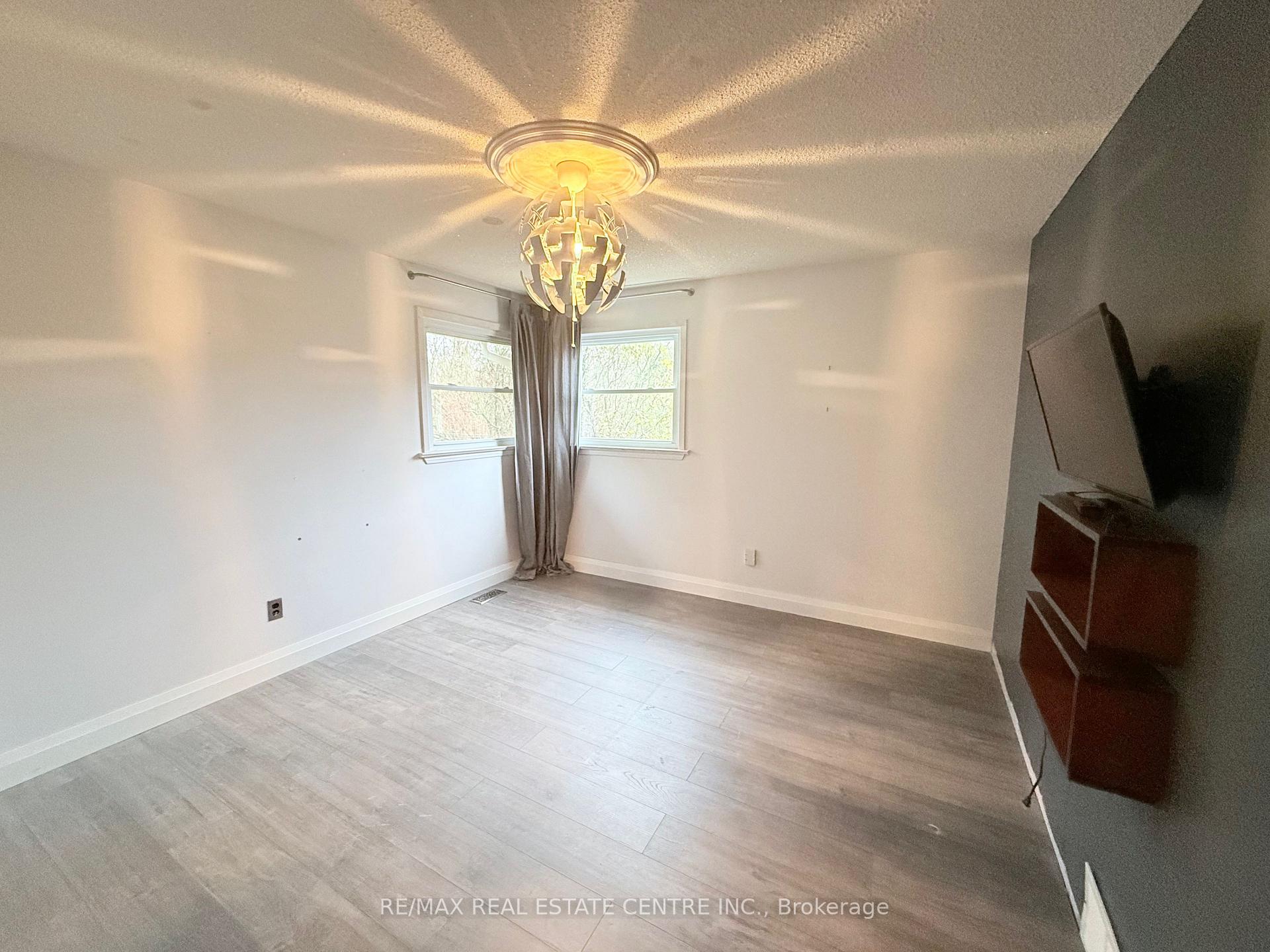 Photo 10 of 147 Perth Road, Beckwith, Beckwith Twp — HOMEH