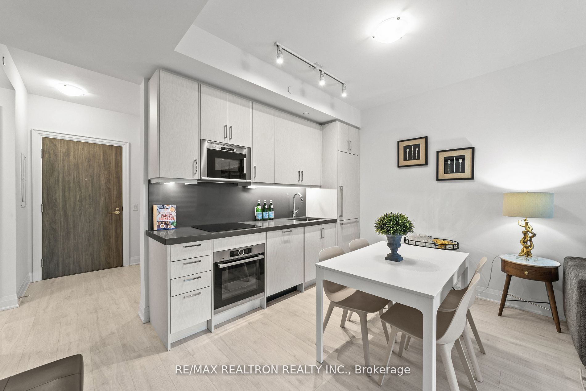 Photo 52 of Unit 714, 10 Gatineau Drive, Vaughan, Beverley Glen — HOMEH