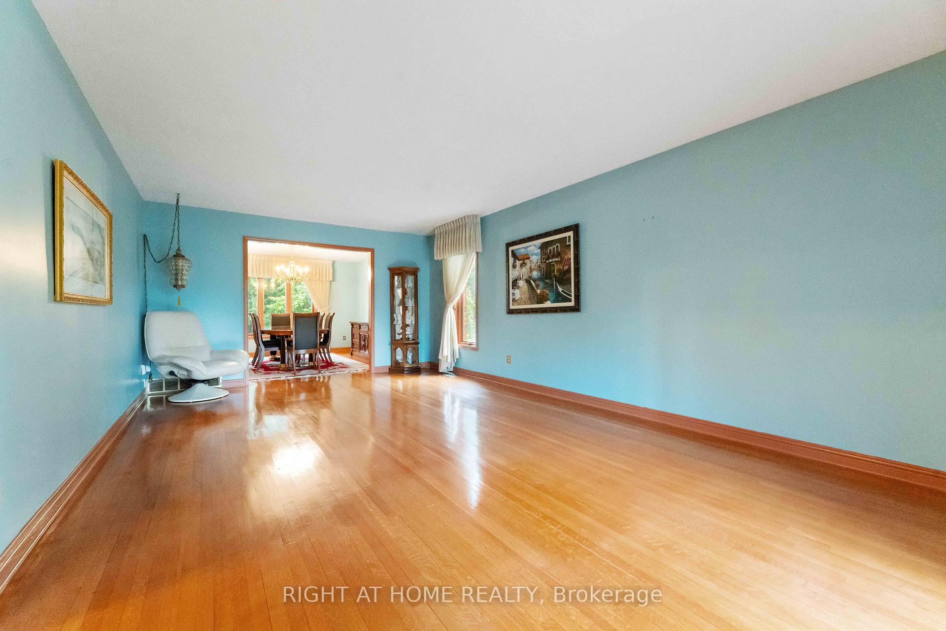 Photo 46 of 2 Muirfield Gardens, Ottawa, Cedar Hill/Orchard Estates — HOMEH