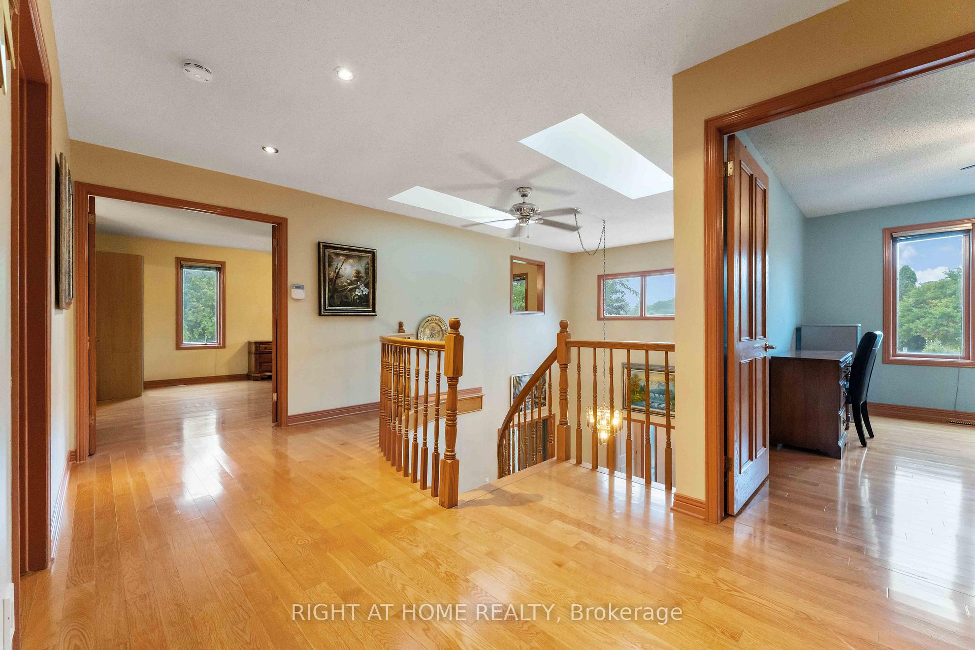 Photo 25 of 2 Muirfield Gardens, Ottawa, Cedar Hill/Orchard Estates — HOMEH